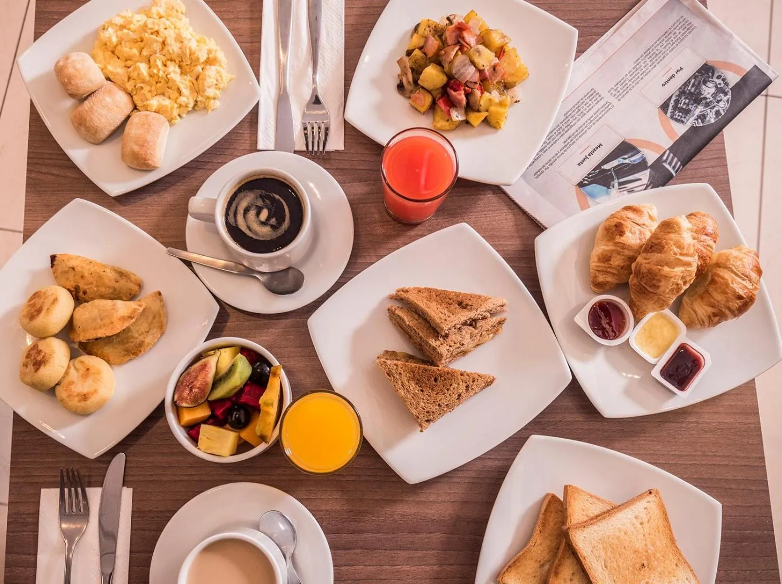 Breakfast in ibis Lima Larco Miraflores