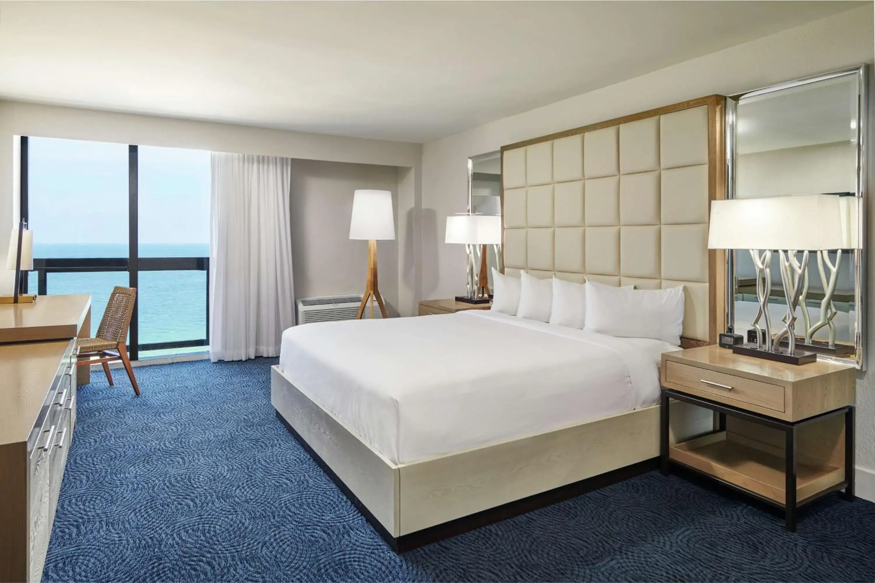 Oceanfront King Suite in Bahia Mar Fort Lauderdale Beach - DoubleTree by Hilton Oceanfront King Suite in Bahia Mar Fort Lauderdale Beach - DoubleTree by Hilton