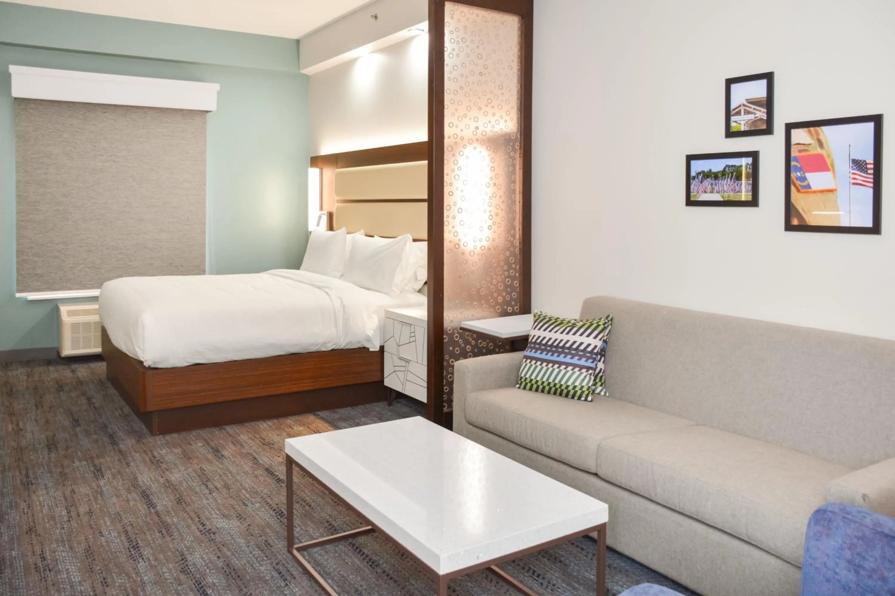 Photo of the whole room, Bed in Four Points by Sheraton Fayetteville Fort Bragg