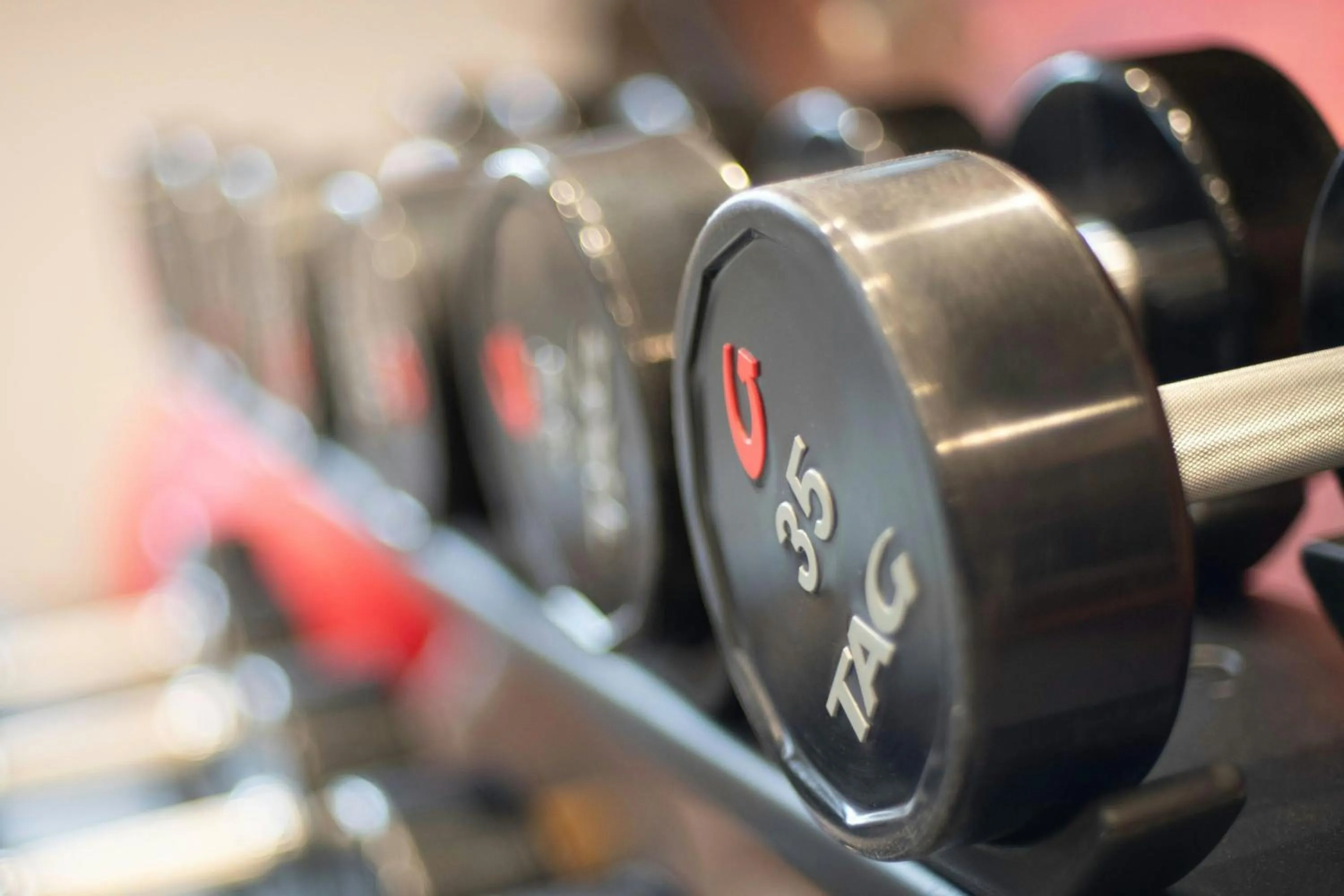 Fitness centre/facilities in Four Points by Sheraton Fayetteville Fort Bragg