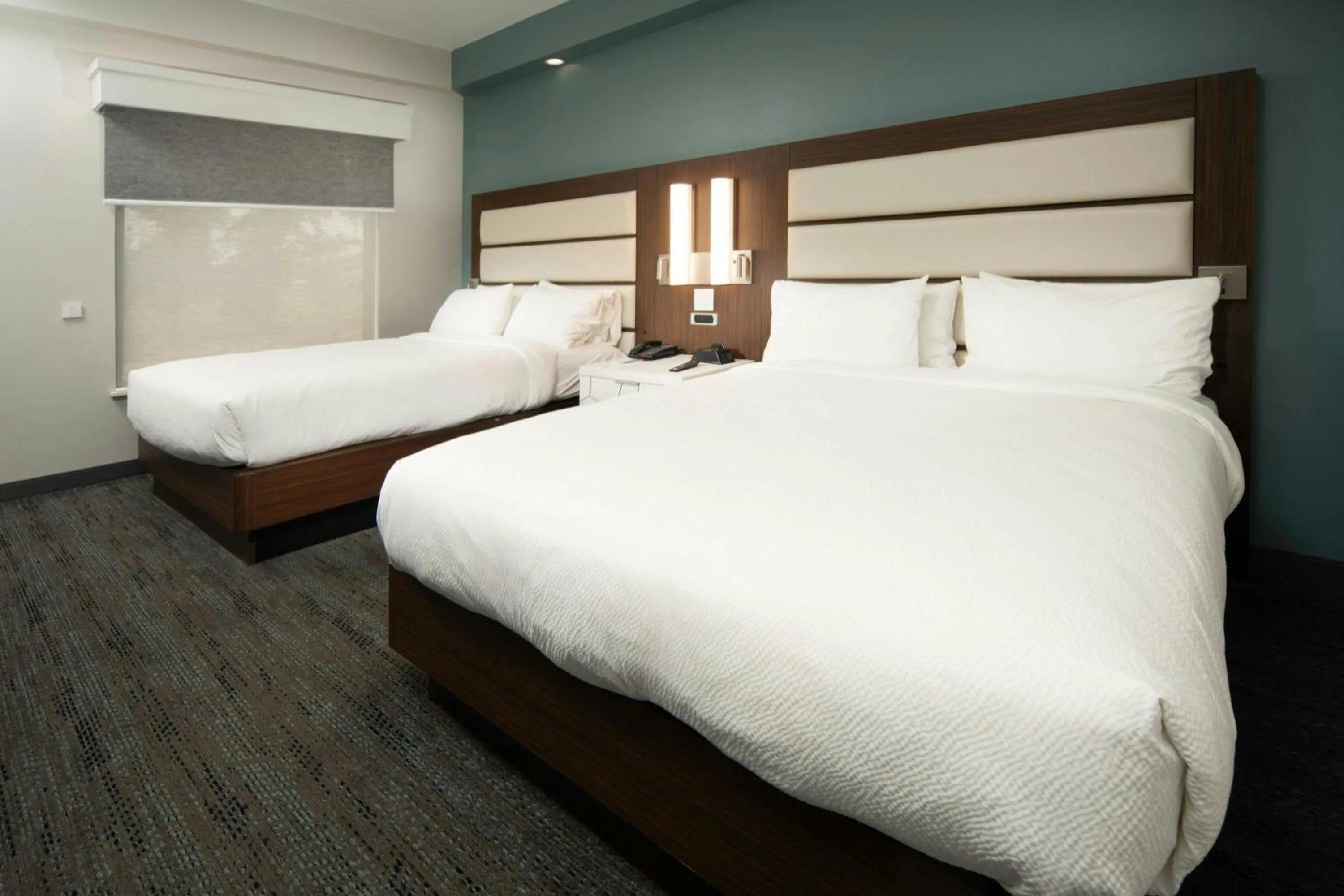 Bathroom, Bed in Four Points by Sheraton Fayetteville Fort Bragg