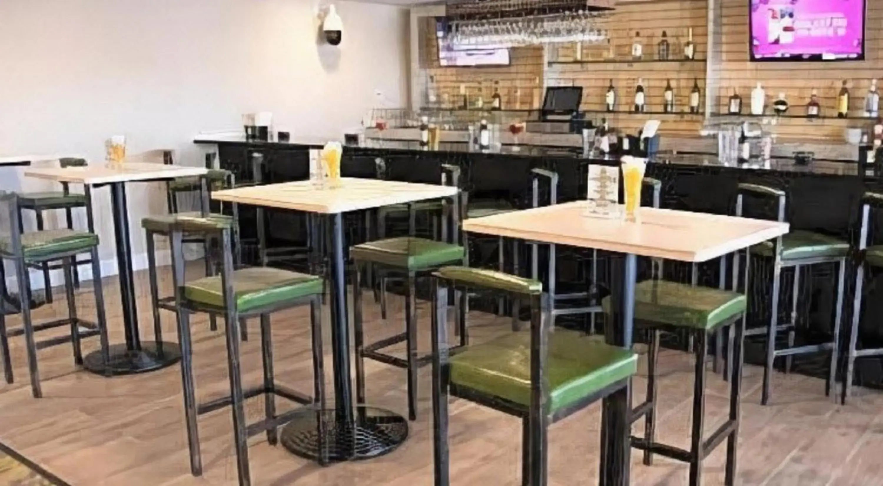 Lounge or bar in Holiday Inn Scranton East - Dunmore by IHG Lounge or bar in Holiday Inn Scranton East - Dunmore by IHG