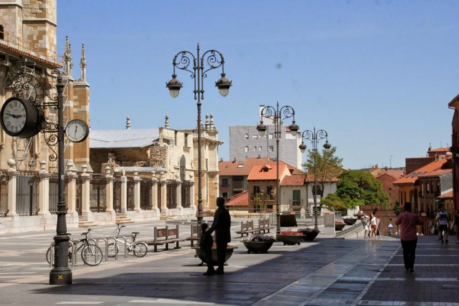 Nearby landmark in Entrevias Lodging - con Garaje y WIFI