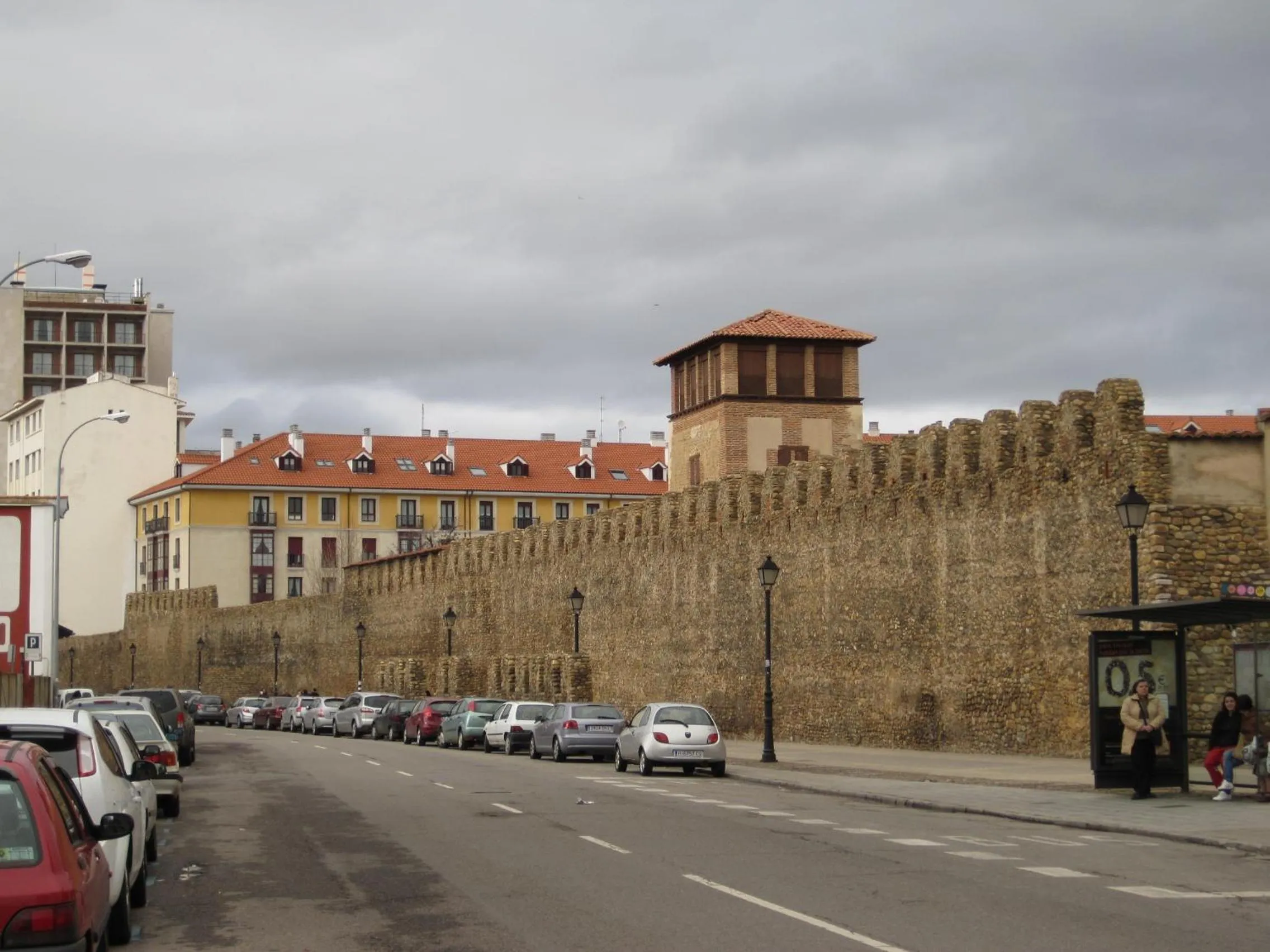 Off site in Entrevias Lodging - con Garaje y WIFI