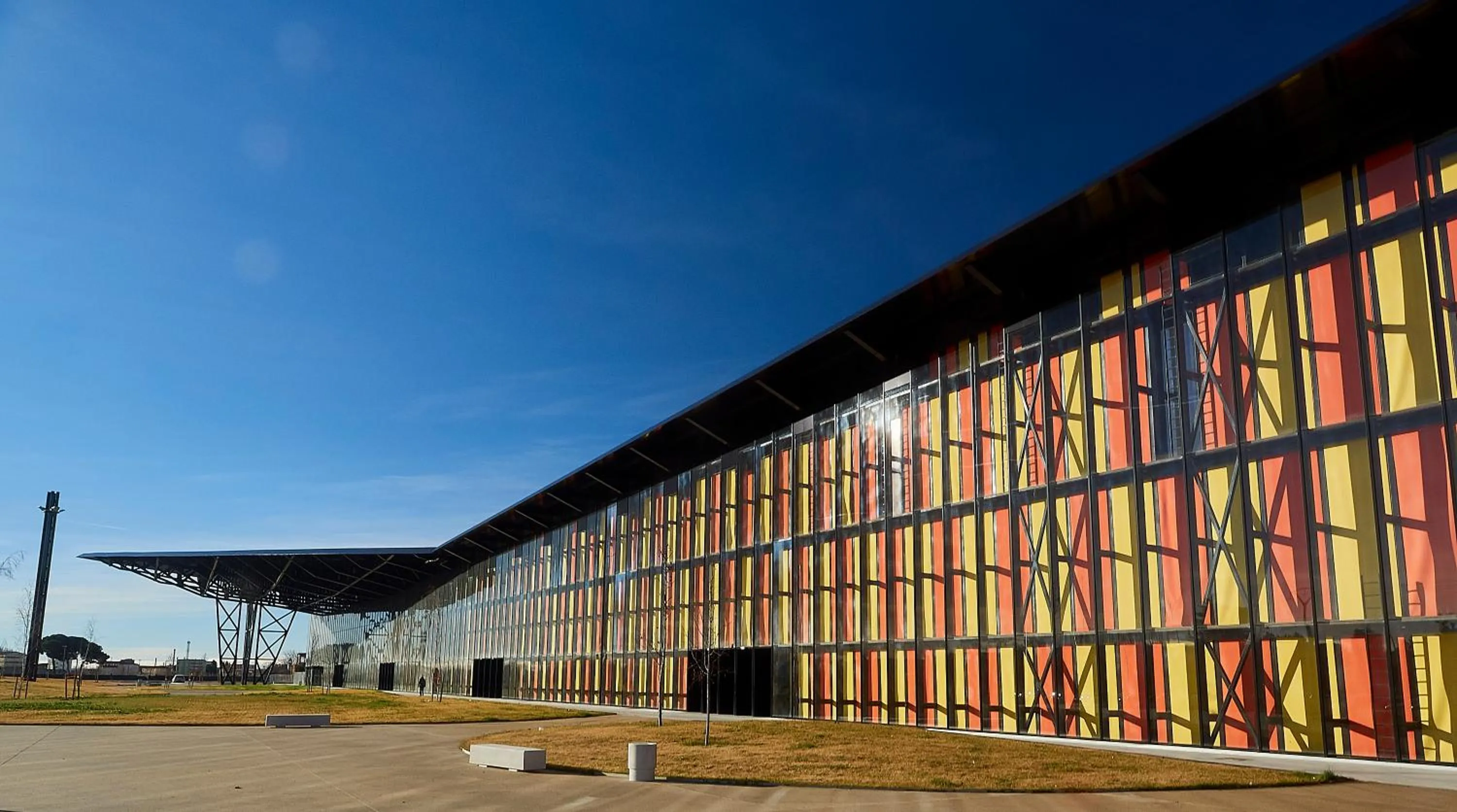 Off site in Entrevias Lodging - con Garaje y WIFI