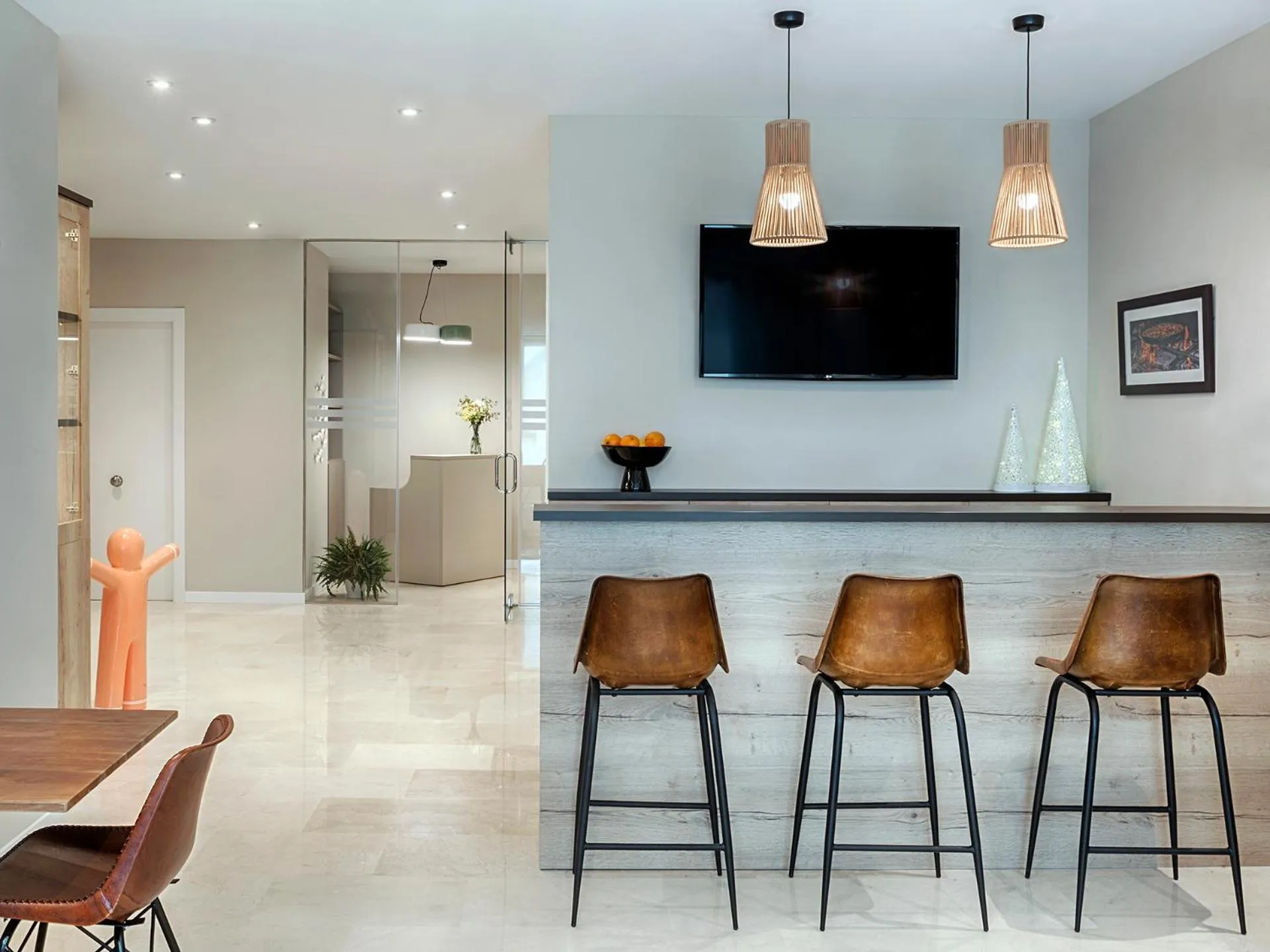 Communal lounge/ TV room in Opera House Valencia B&B