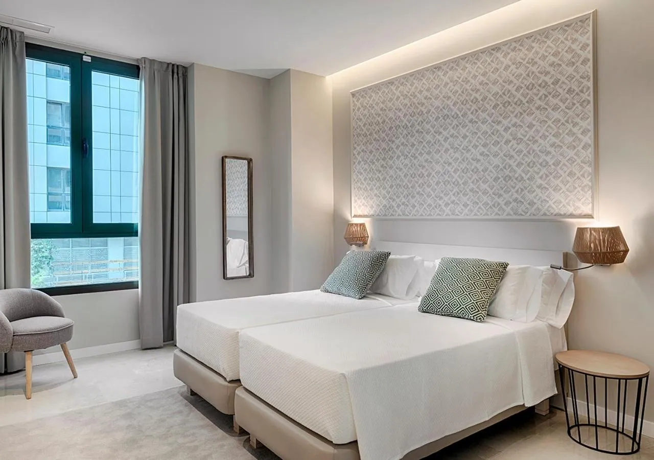 Bed in Opera House Valencia B&B