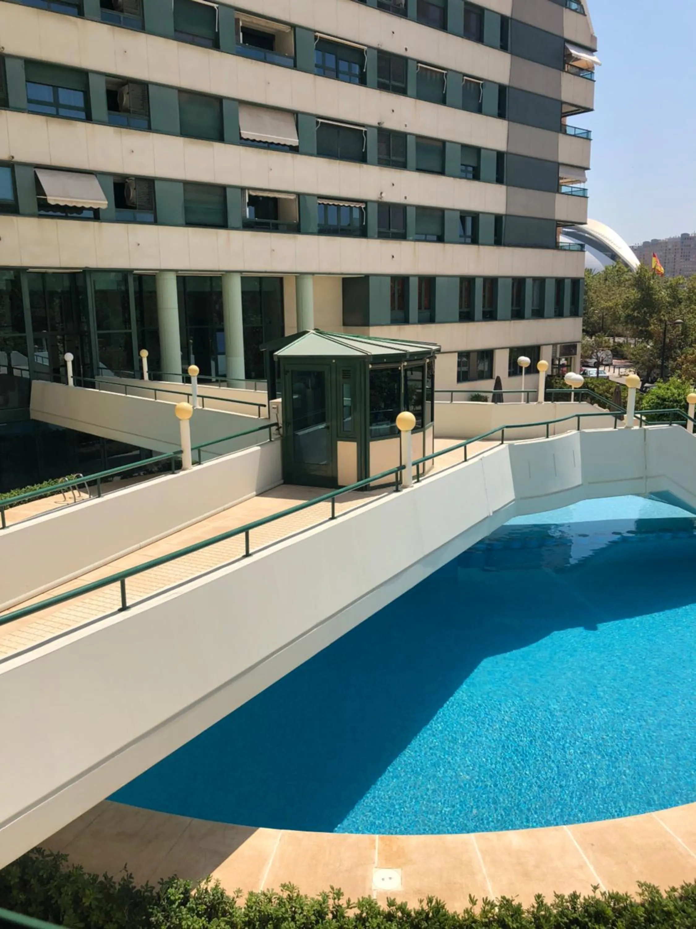 Swimming pool in Opera House Valencia B&B