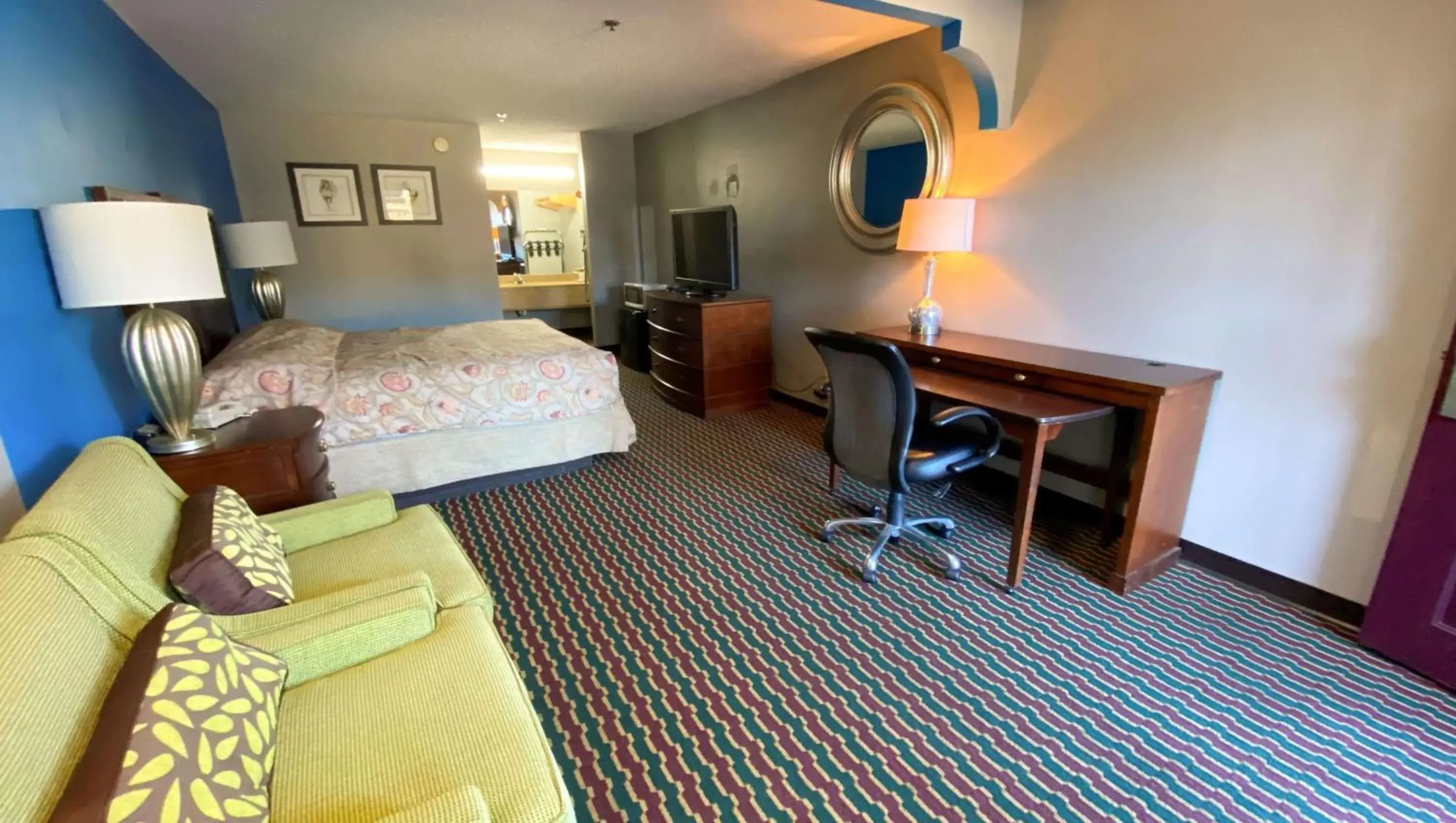 Photo of the whole room, Bed in Magnuson Hotel Marietta Photo of the whole room, Bed in Magnuson Hotel Marietta