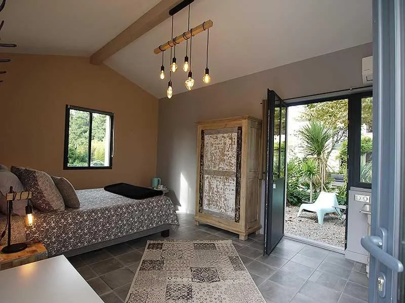 Photo of the whole room in Les intérieurs d'Angèle