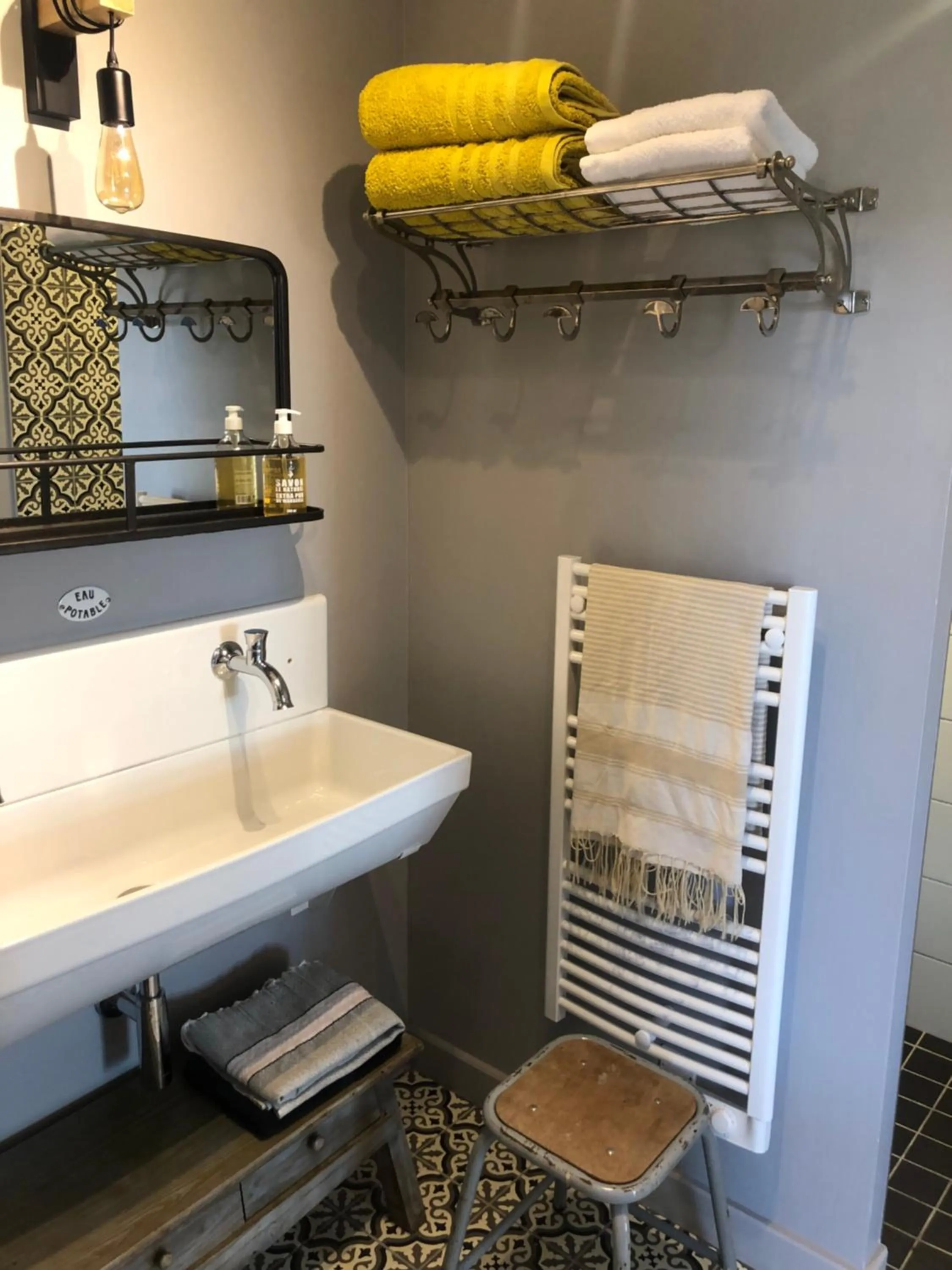 Bathroom in Les intérieurs d'Angèle