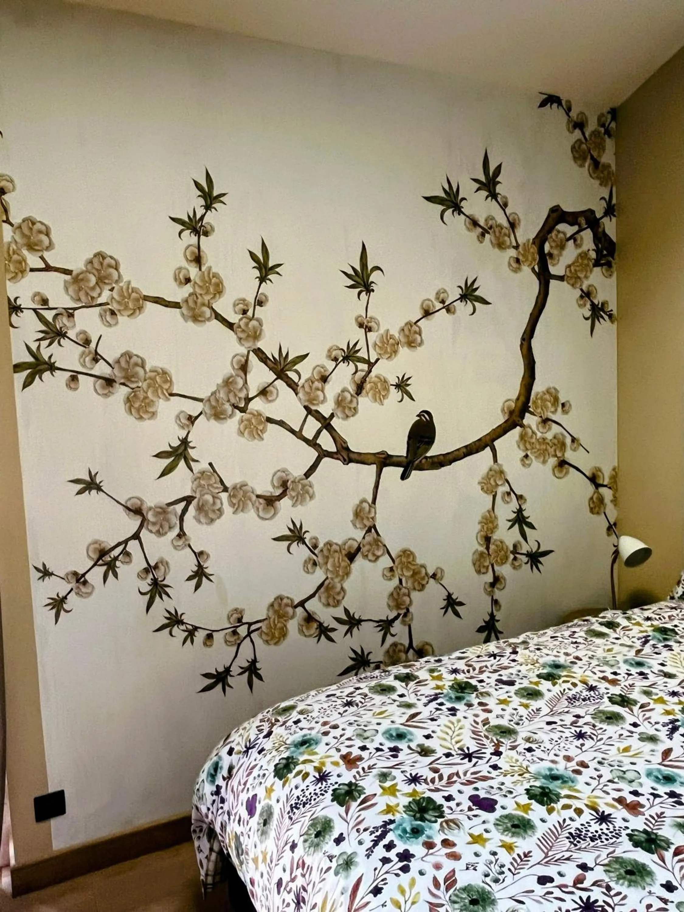 Decorative detail, Bed in Les intérieurs d'Angèle