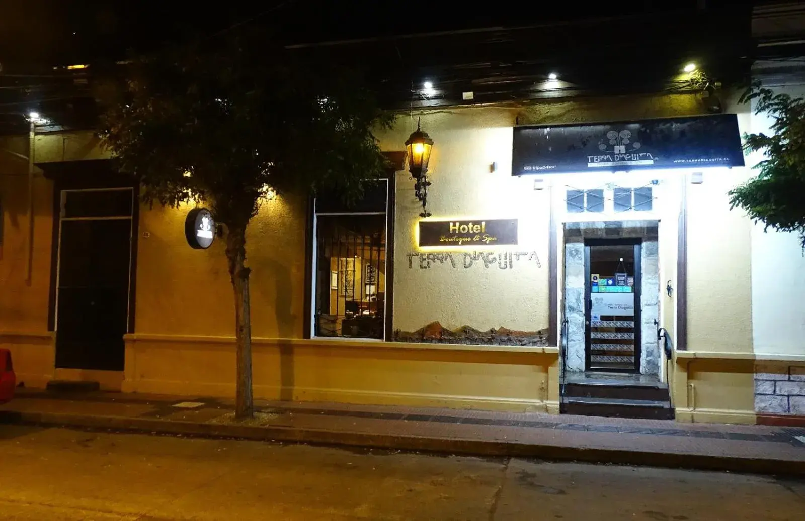 Queen Room with Two Queen Beds - single occupancy in Hotel Boutique Terra Diaguita & Spa Queen Room with Two Queen Beds - single occupancy in Hotel Boutique Terra Diaguita & Spa