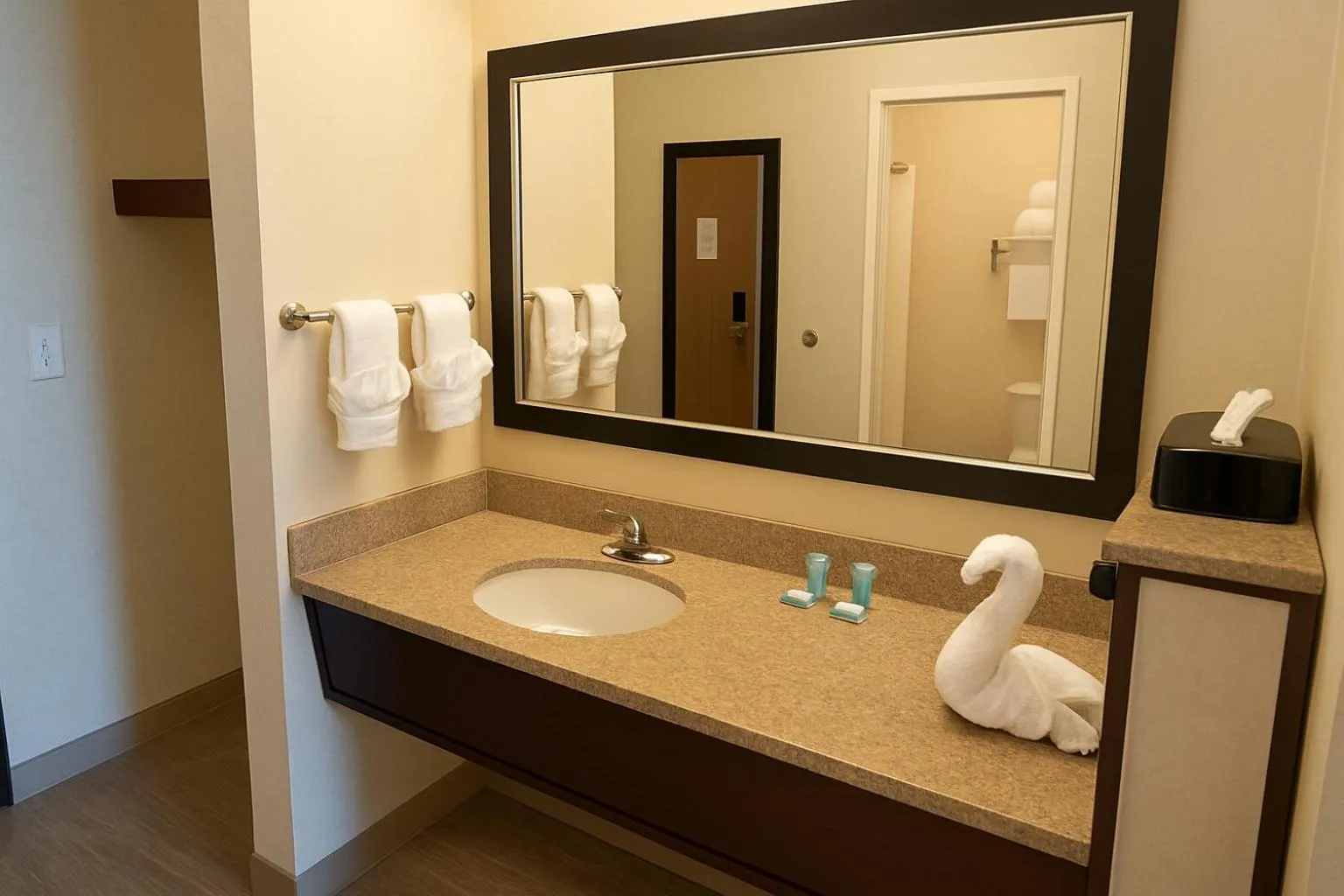 Bathroom in Crystal Inn Hotel & Suites - Salt Lake City