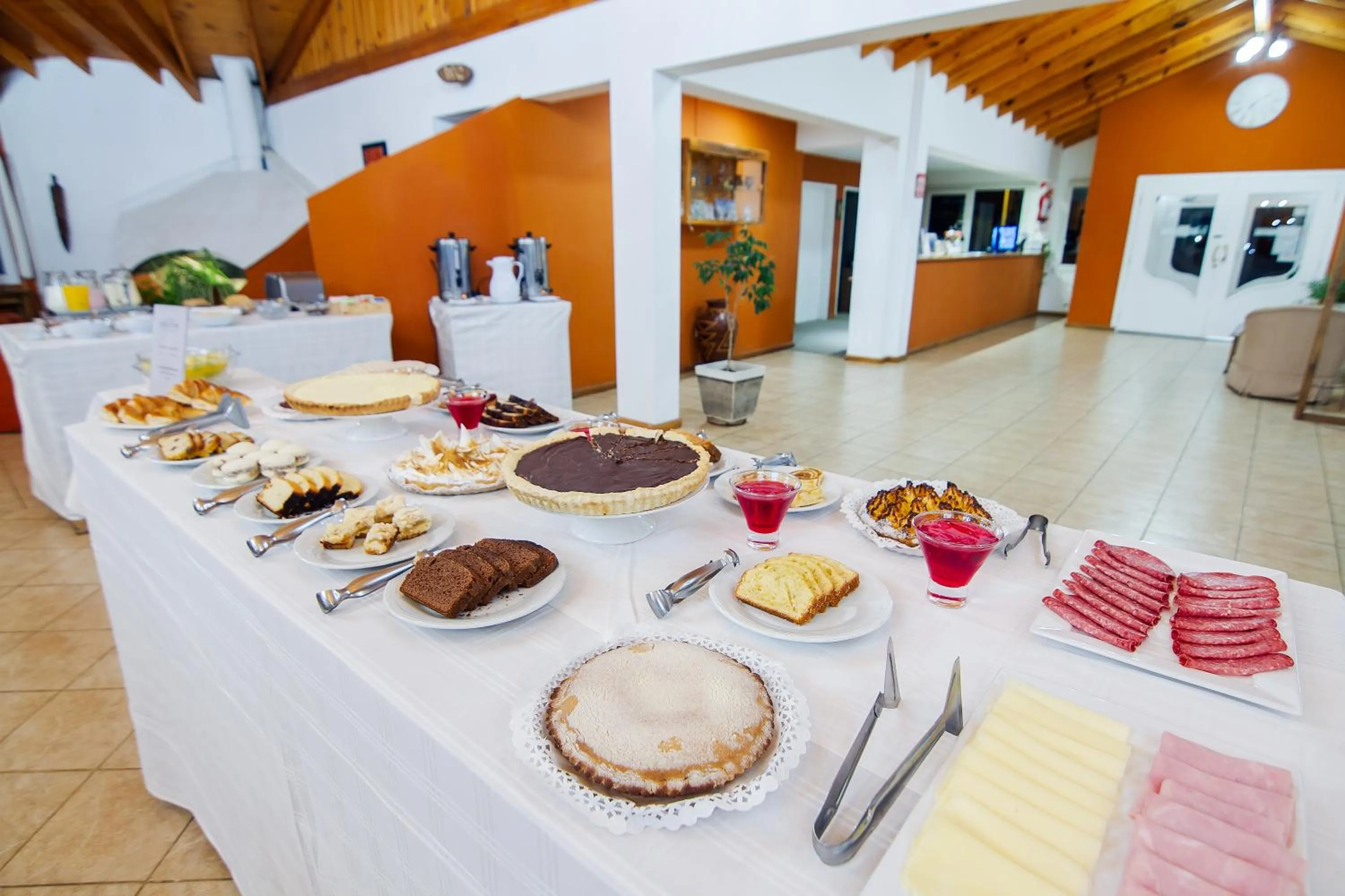 Breakfast in Aikendor Hotel Panorámico