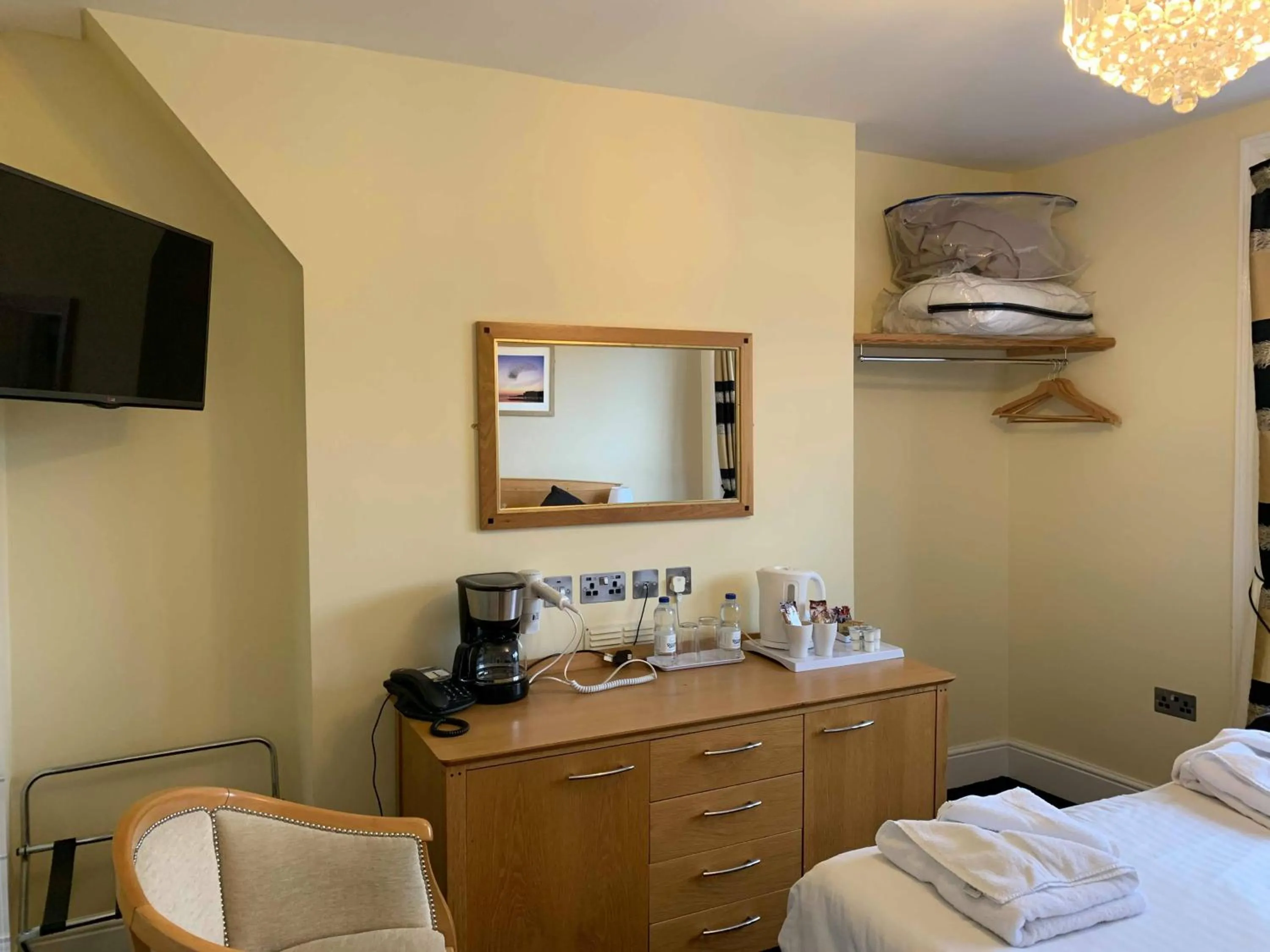 Bed in Four Seasons Hotel