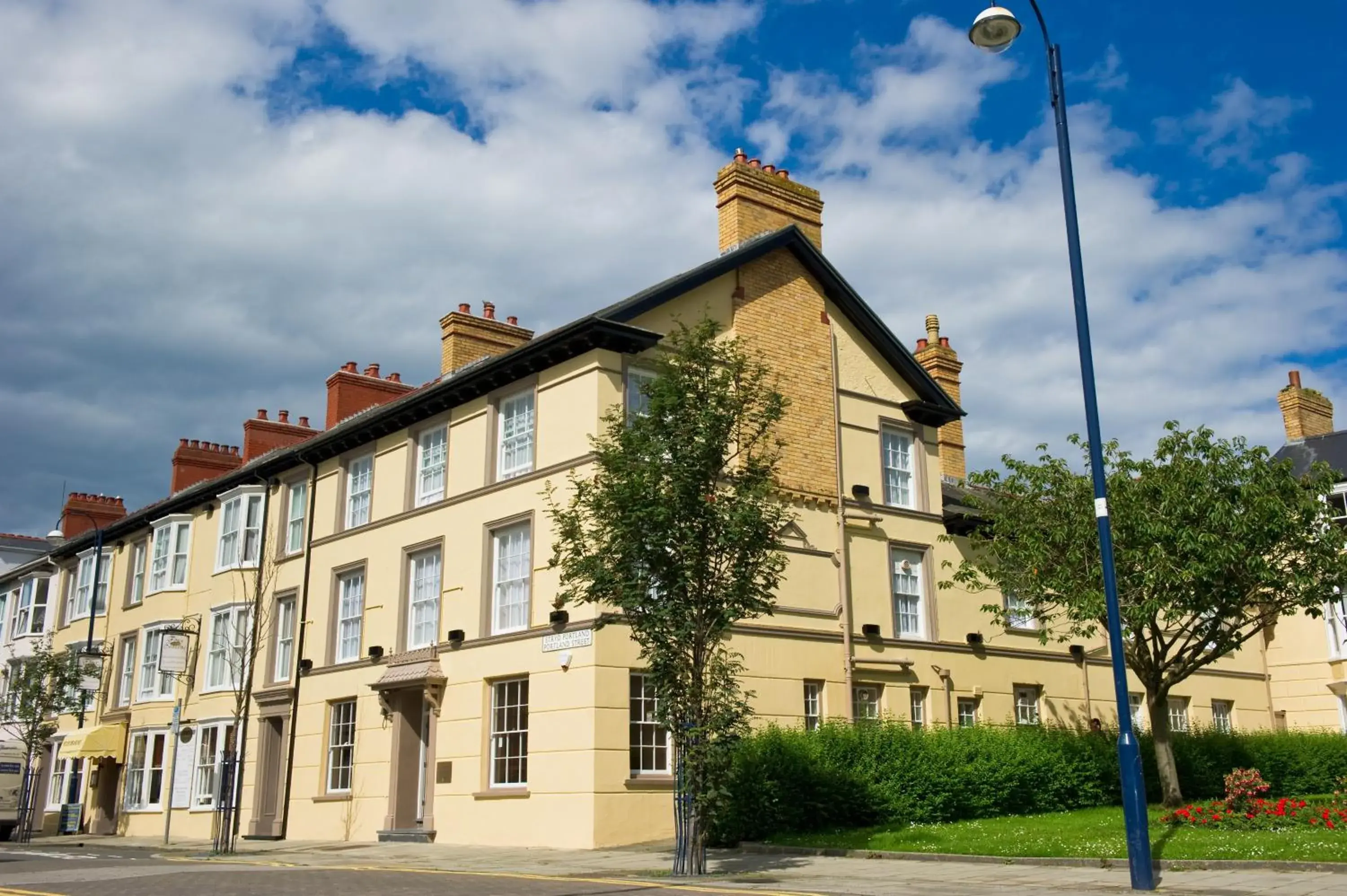 Four Seasons Hotel Four Seasons Hotel