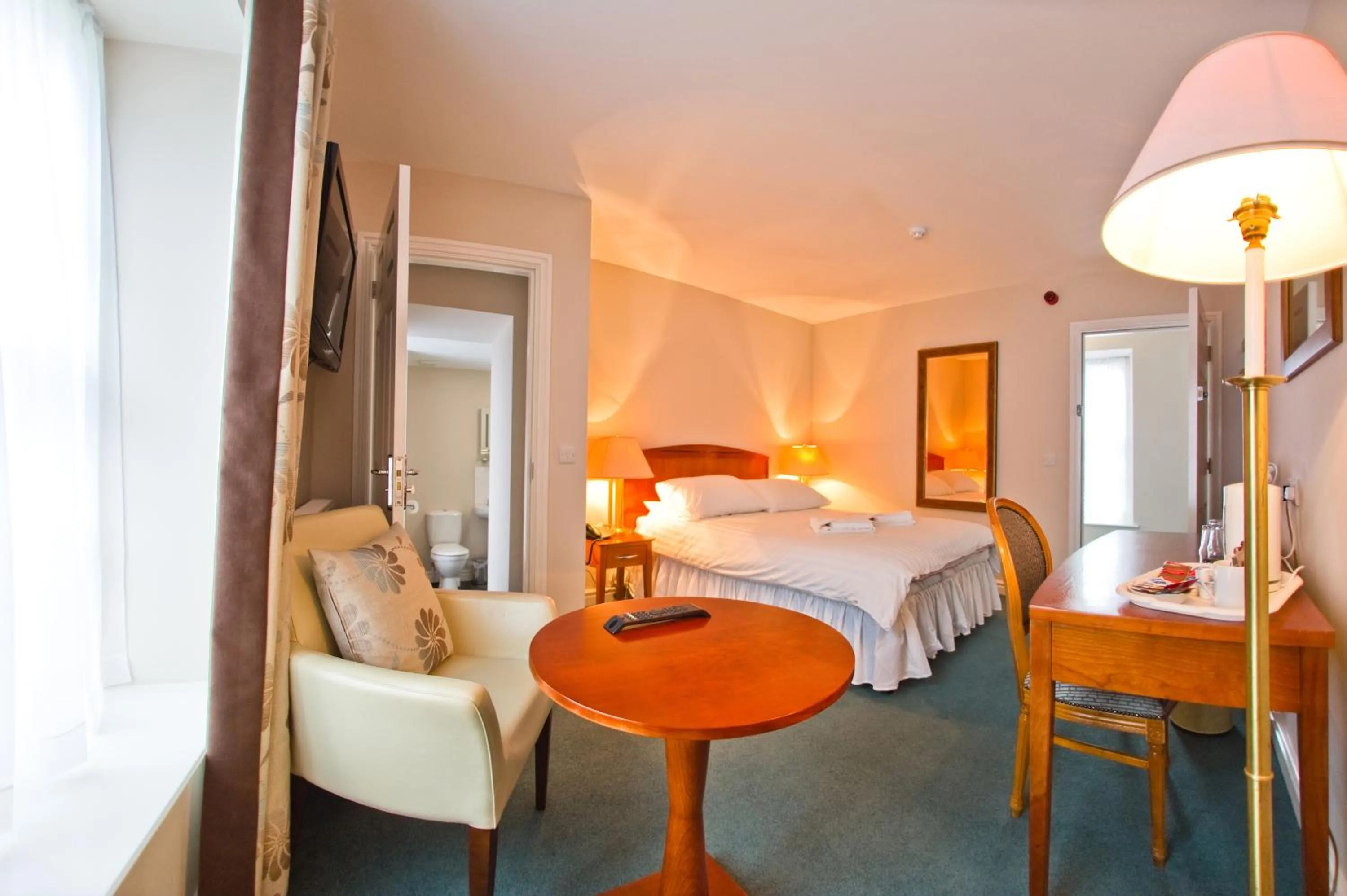 Bed in Four Seasons Hotel