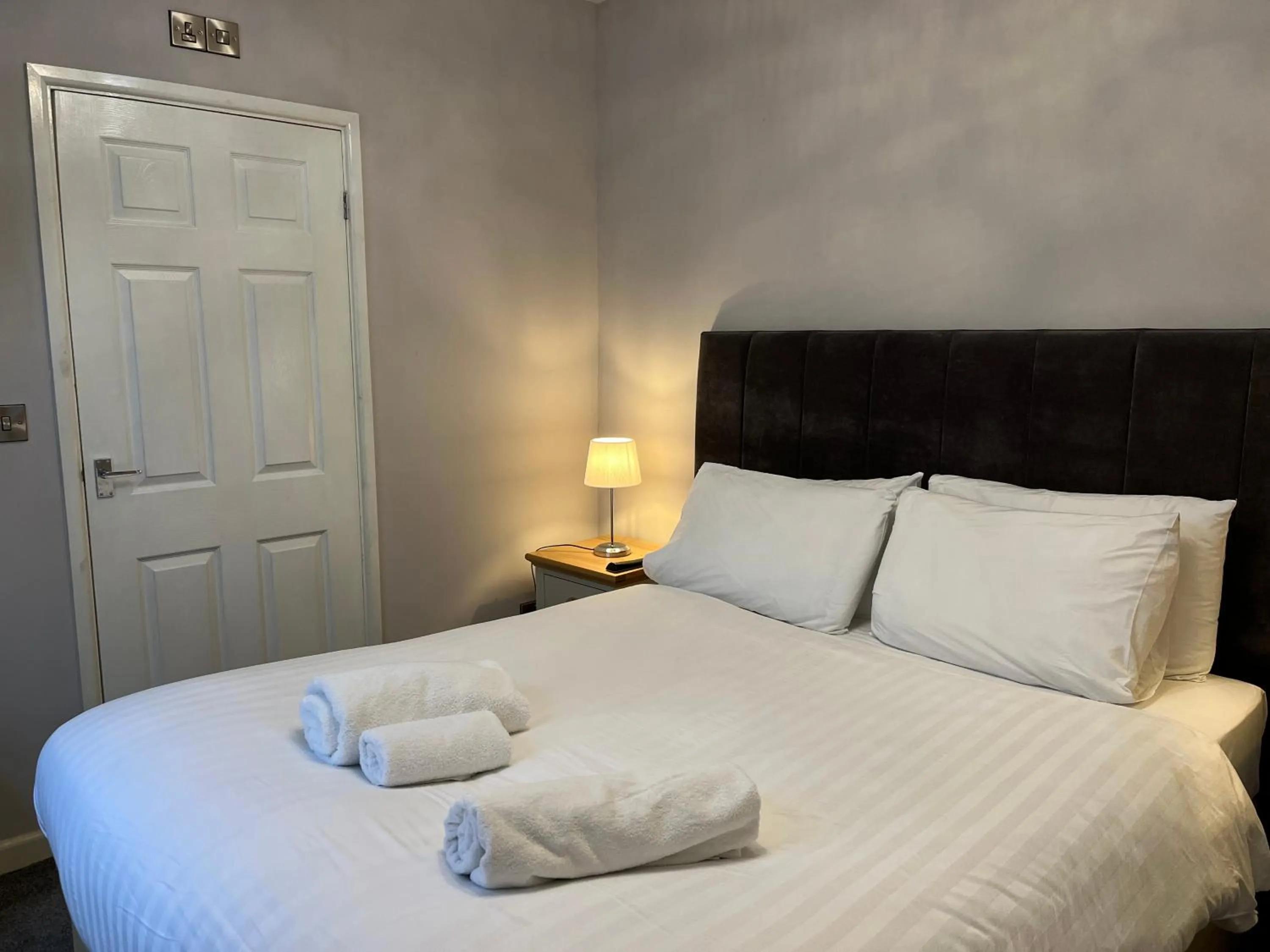 Bed in Four Seasons Hotel