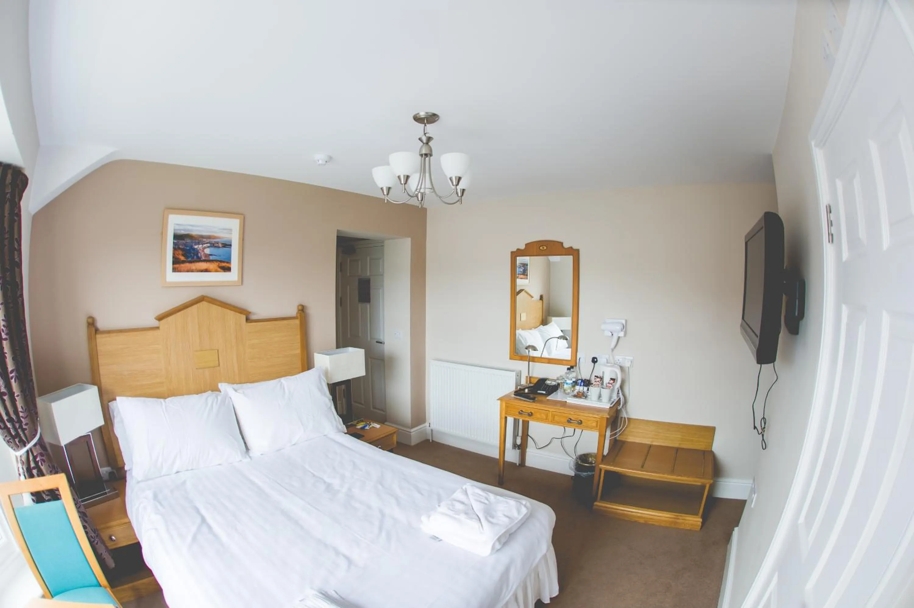 Bed in Four Seasons Hotel