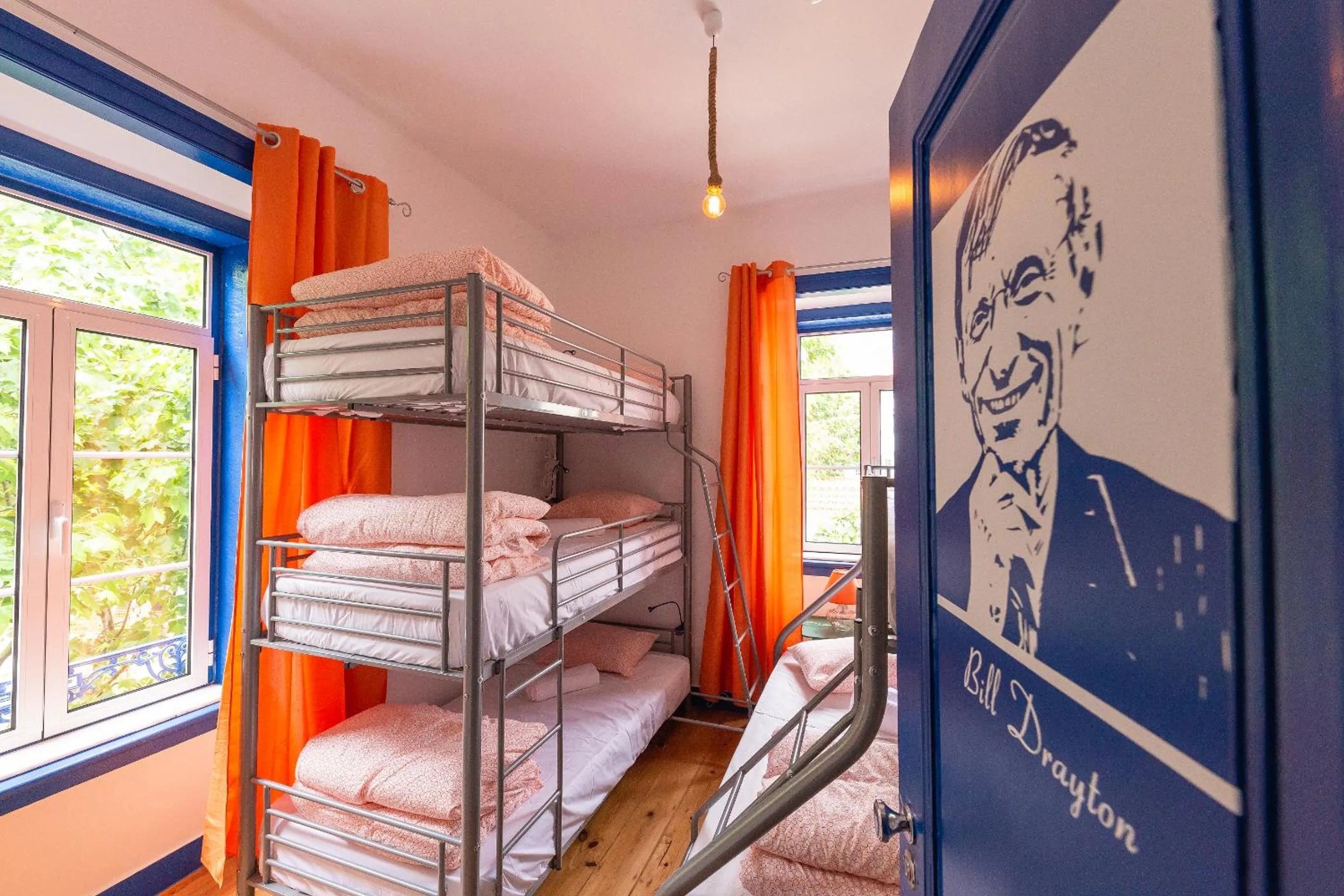 Bed in Help Yourself Hostels - Parede