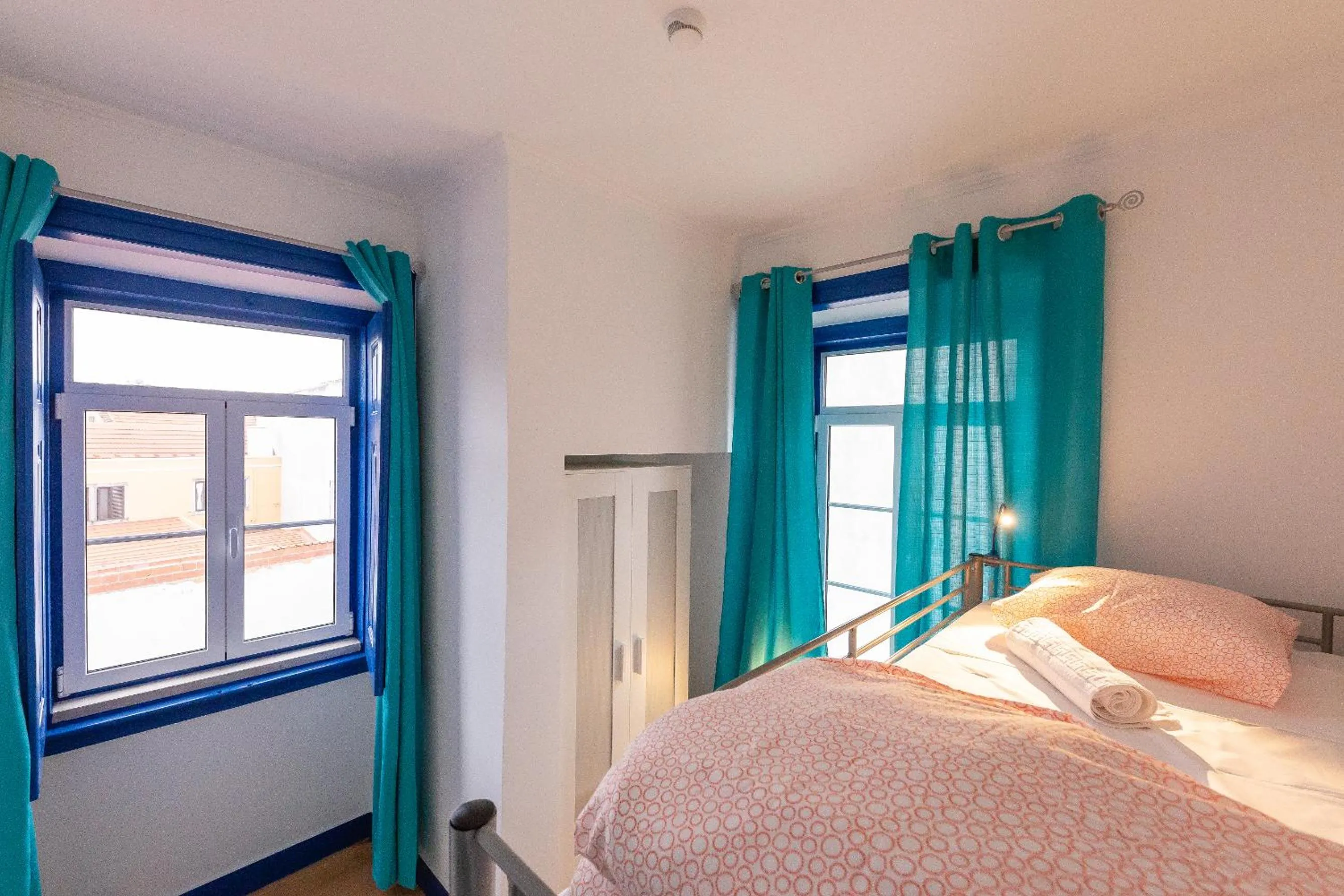 Bed in Help Yourself Hostels - Parede