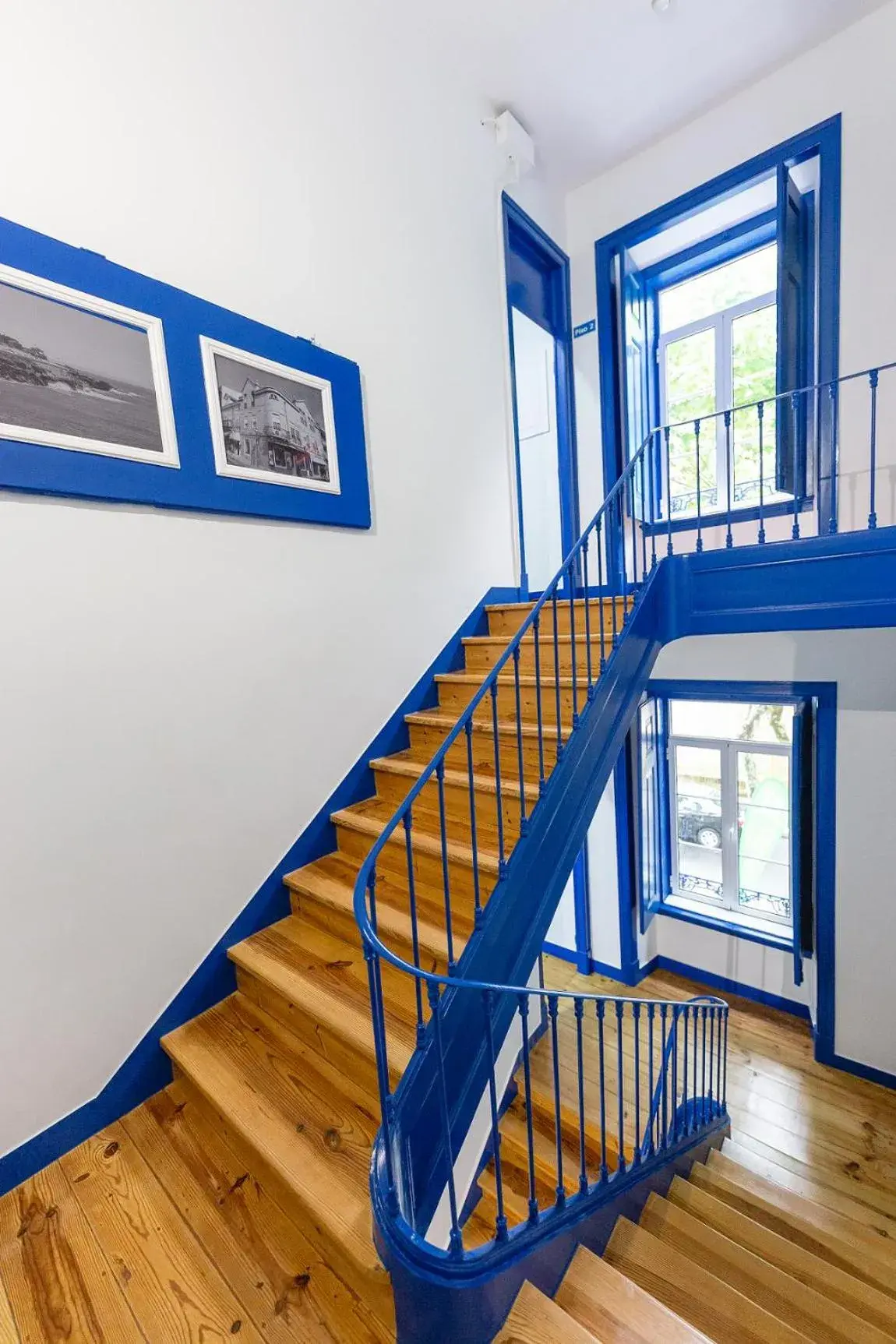 Property building in Help Yourself Hostels - Parede Property building in Help Yourself Hostels - Parede