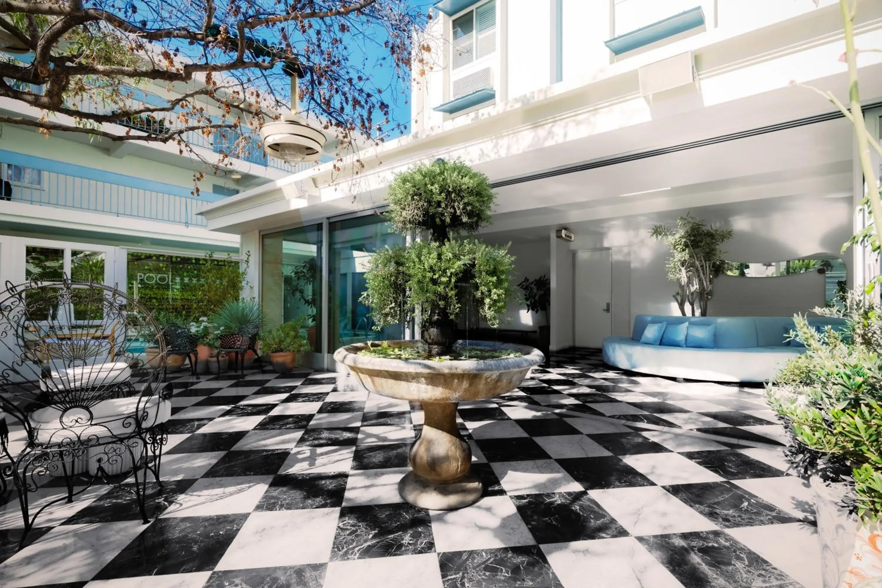 Property building in Short Stories Hotel Near The Grove Property building in Short Stories Hotel Near The Grove