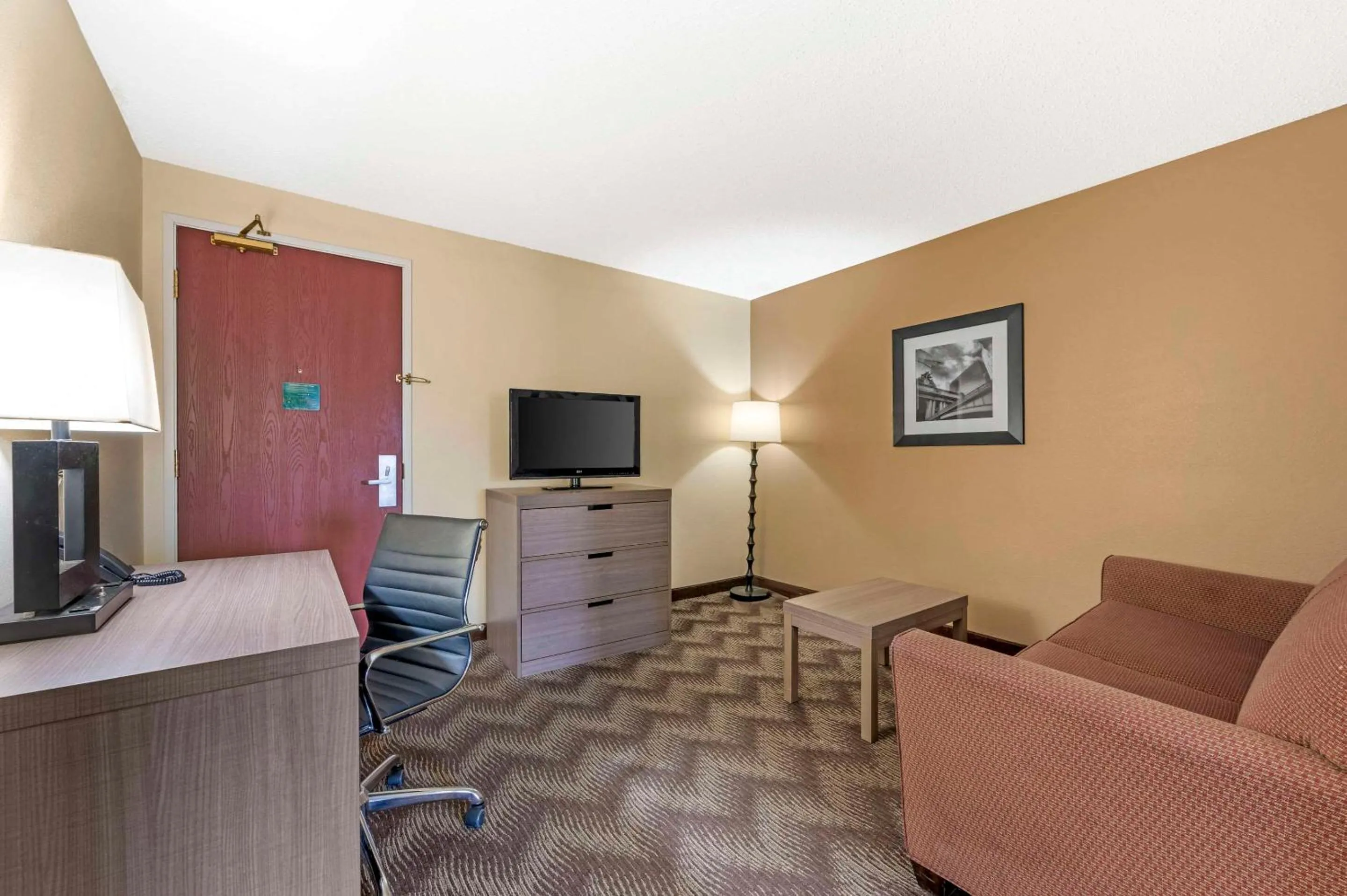 Bedroom in Quality Suites