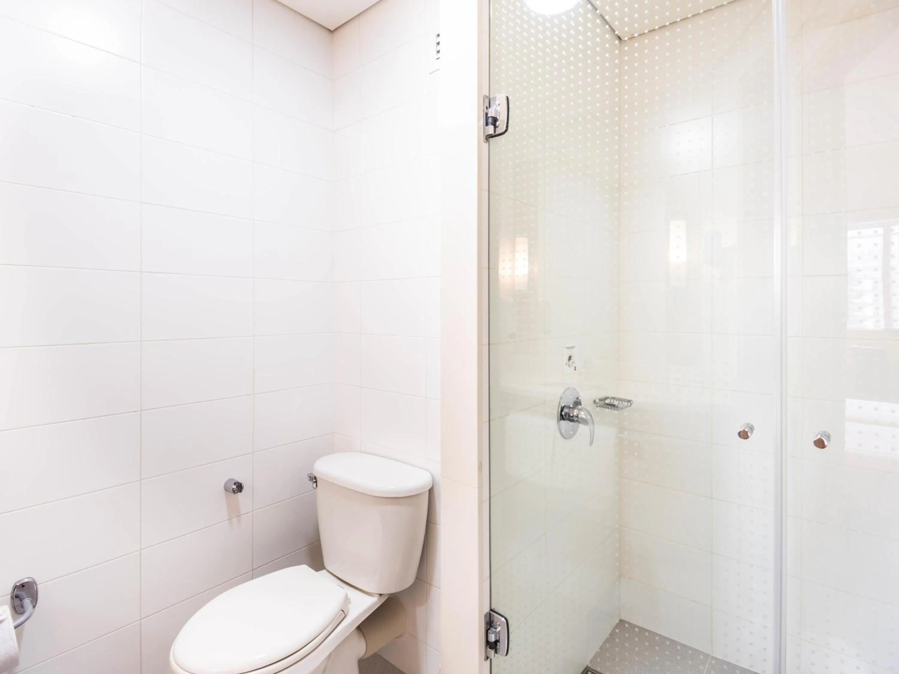 Bedroom in ibis Bogota Museo