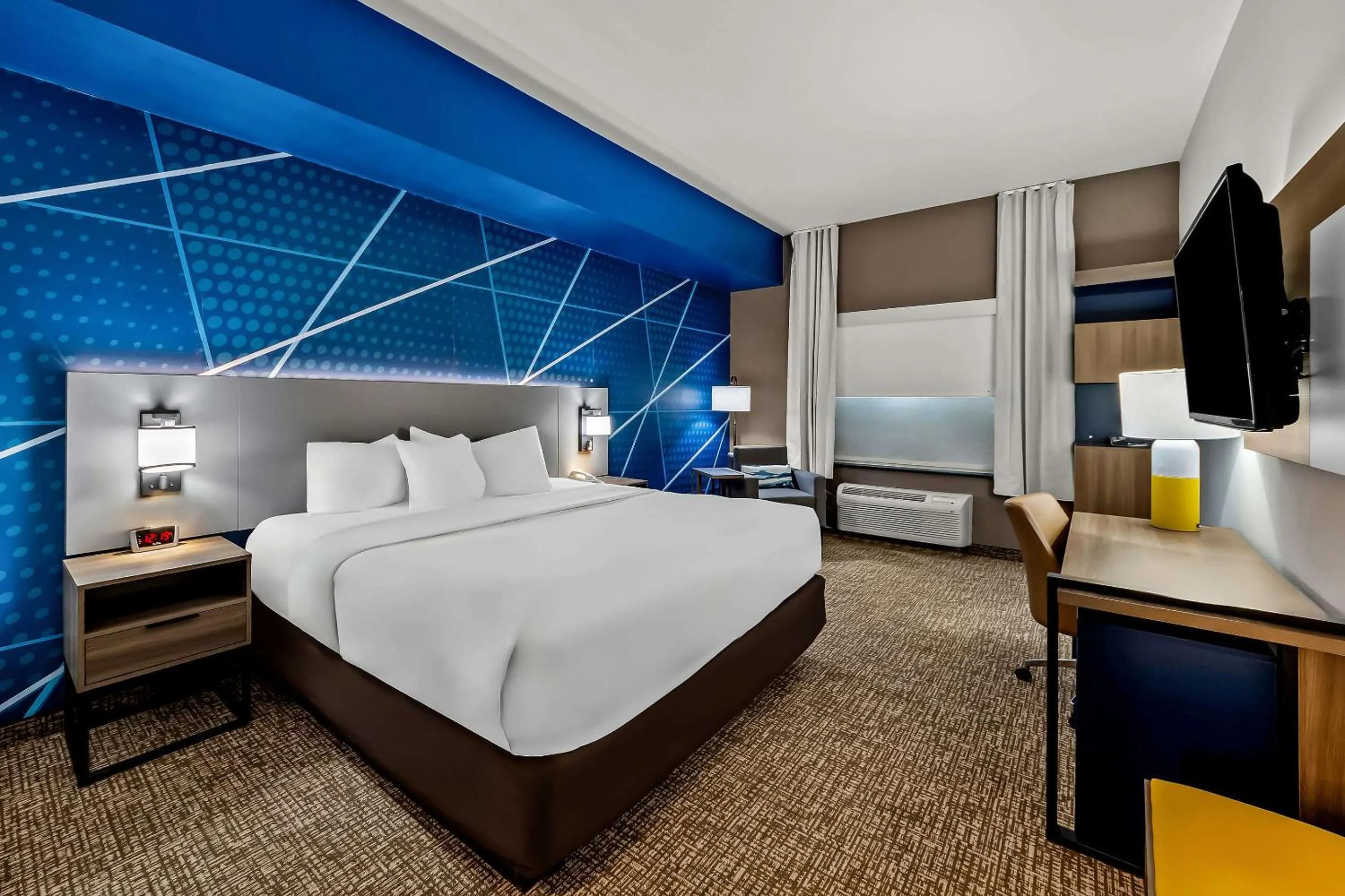 Bedroom, Bed in Comfort Inn & Suites Donna near I-2