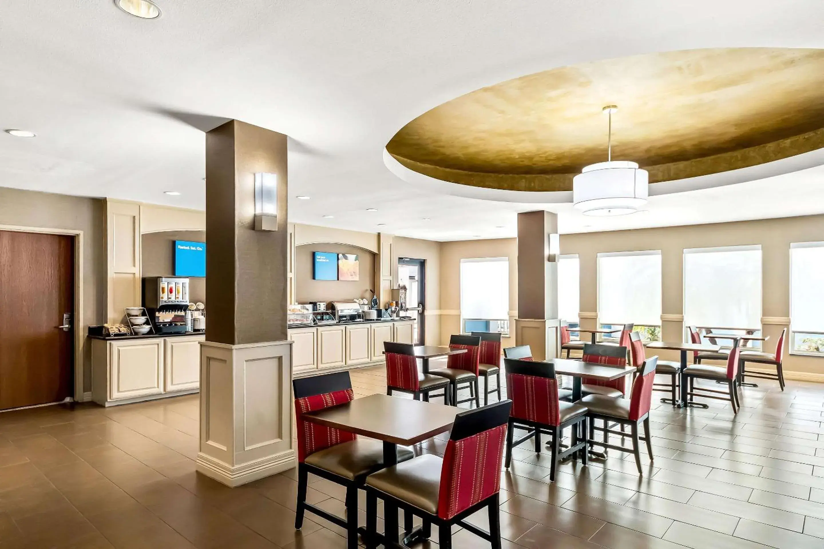 Breakfast in Comfort Inn & Suites Donna near I-2 Breakfast in Comfort Inn & Suites Donna near I-2