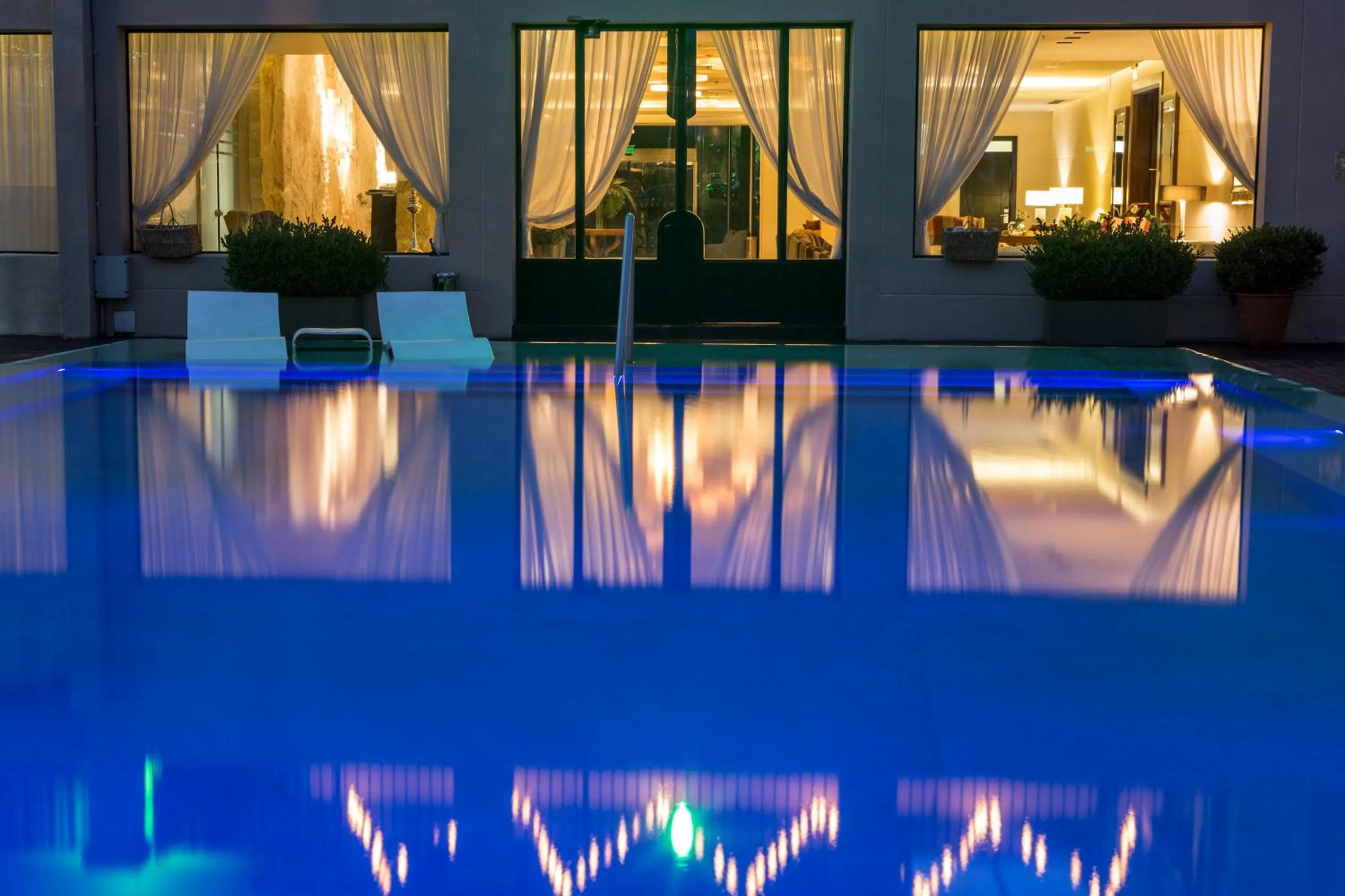 Swimming pool in Holiday Inn Ezeiza Airport, an IHG Hotel