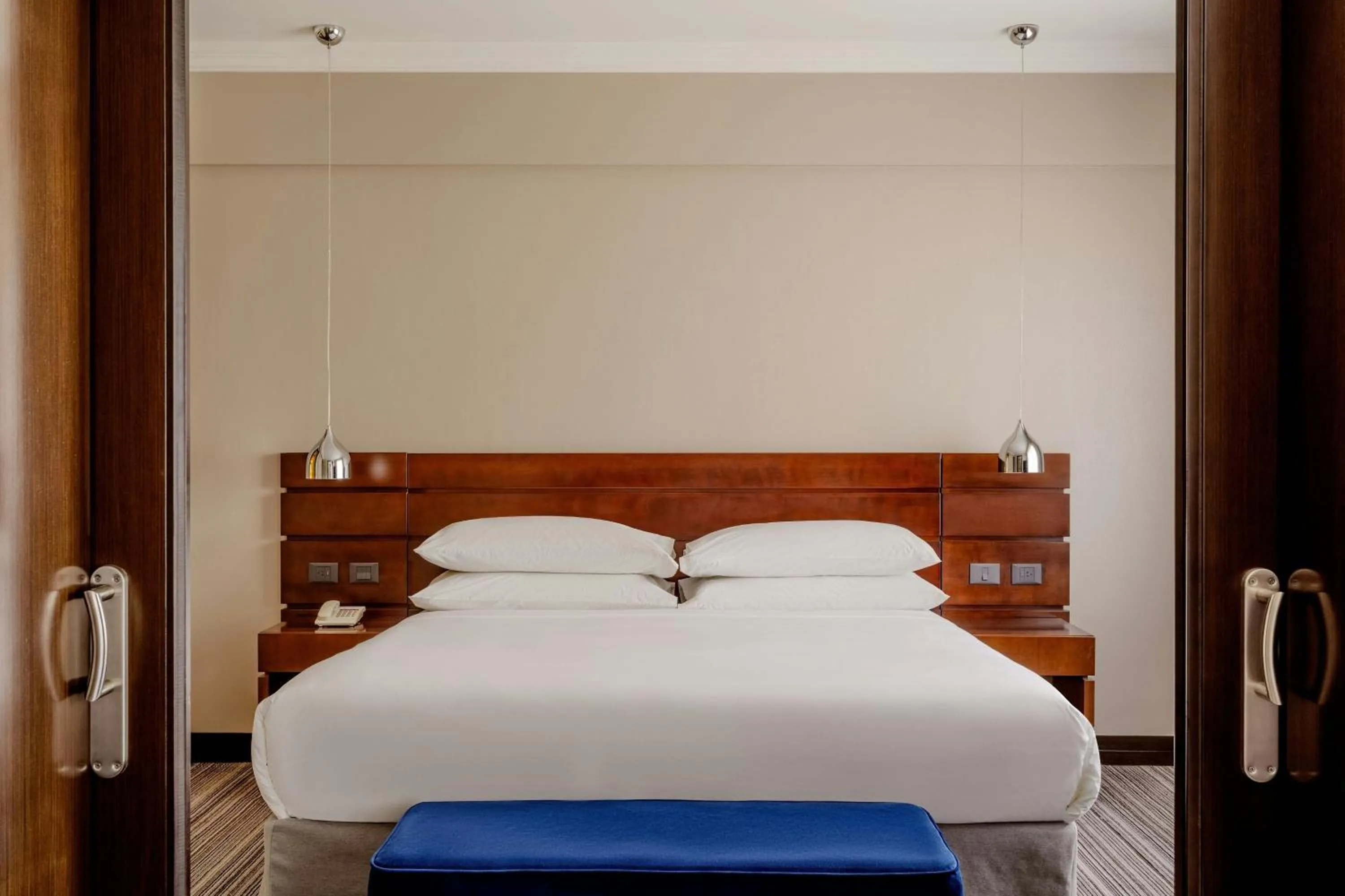 Photo of the whole room, Bed in Marriott Hotel Buenos Aires Ezeiza Airport