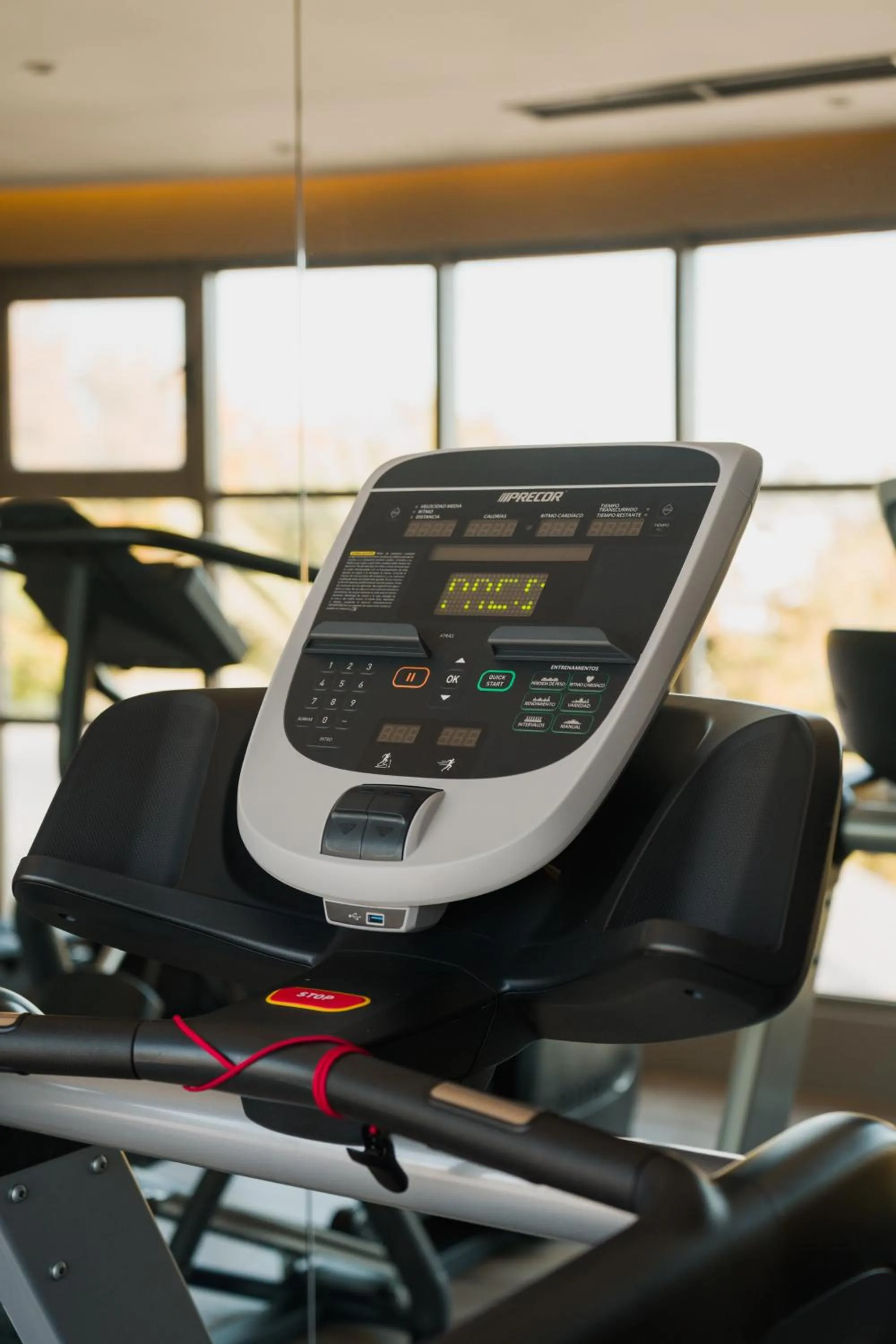 Fitness centre/facilities in Hotel Victoria Express