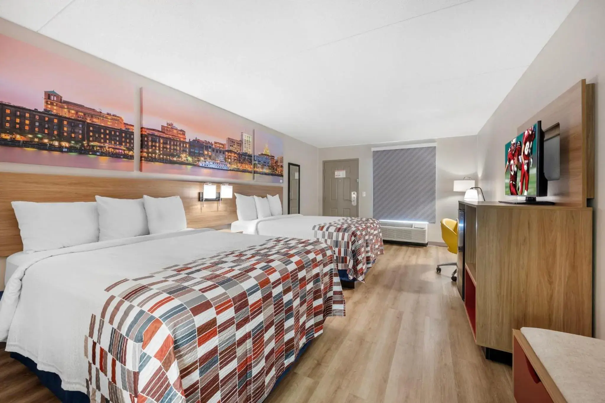 Photo of the whole room, Bed in Days Inn by Wyndham Franklin Nashville Photo of the whole room, Bed in Days Inn by Wyndham Franklin Nashville