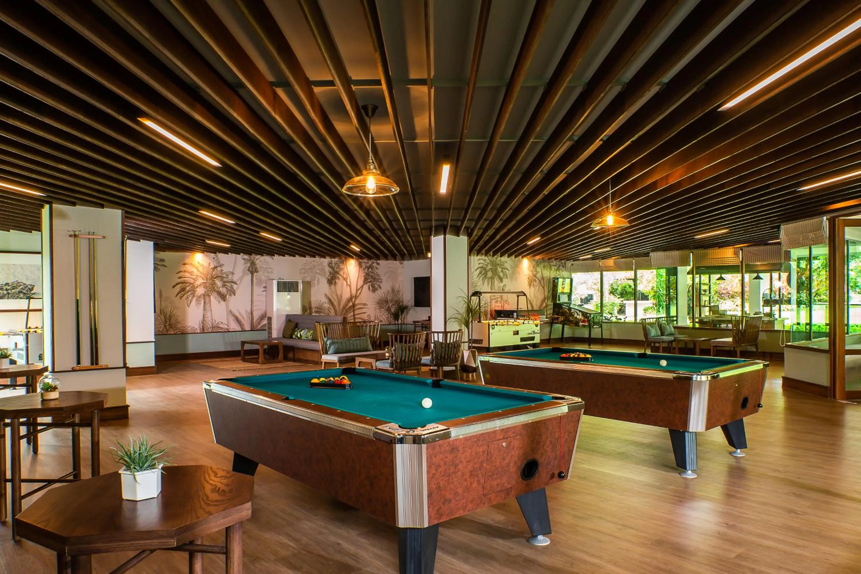 Naithonburi Beach Resort - SHA Extra Plus