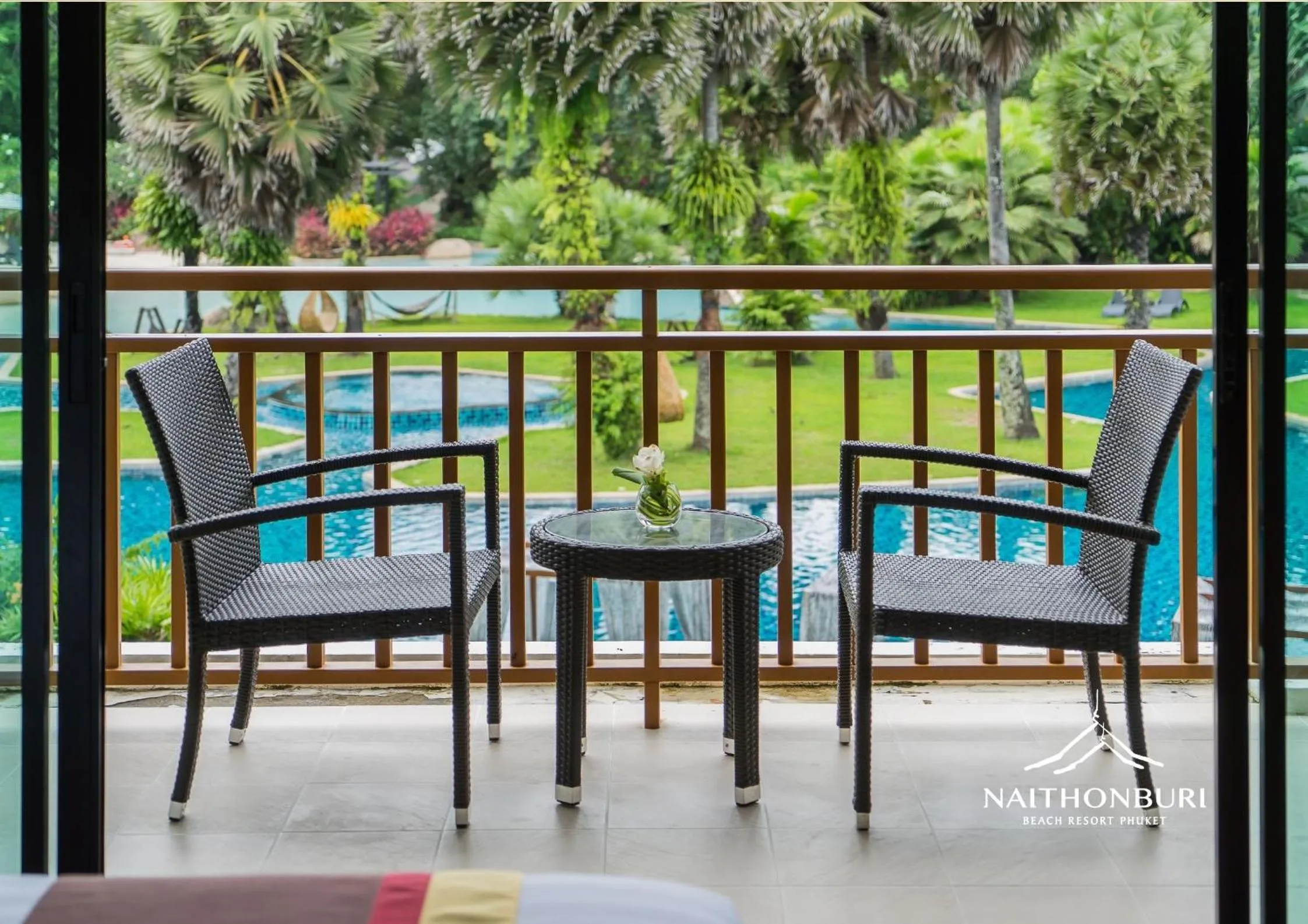 Naithonburi Beach Resort - SHA Extra Plus