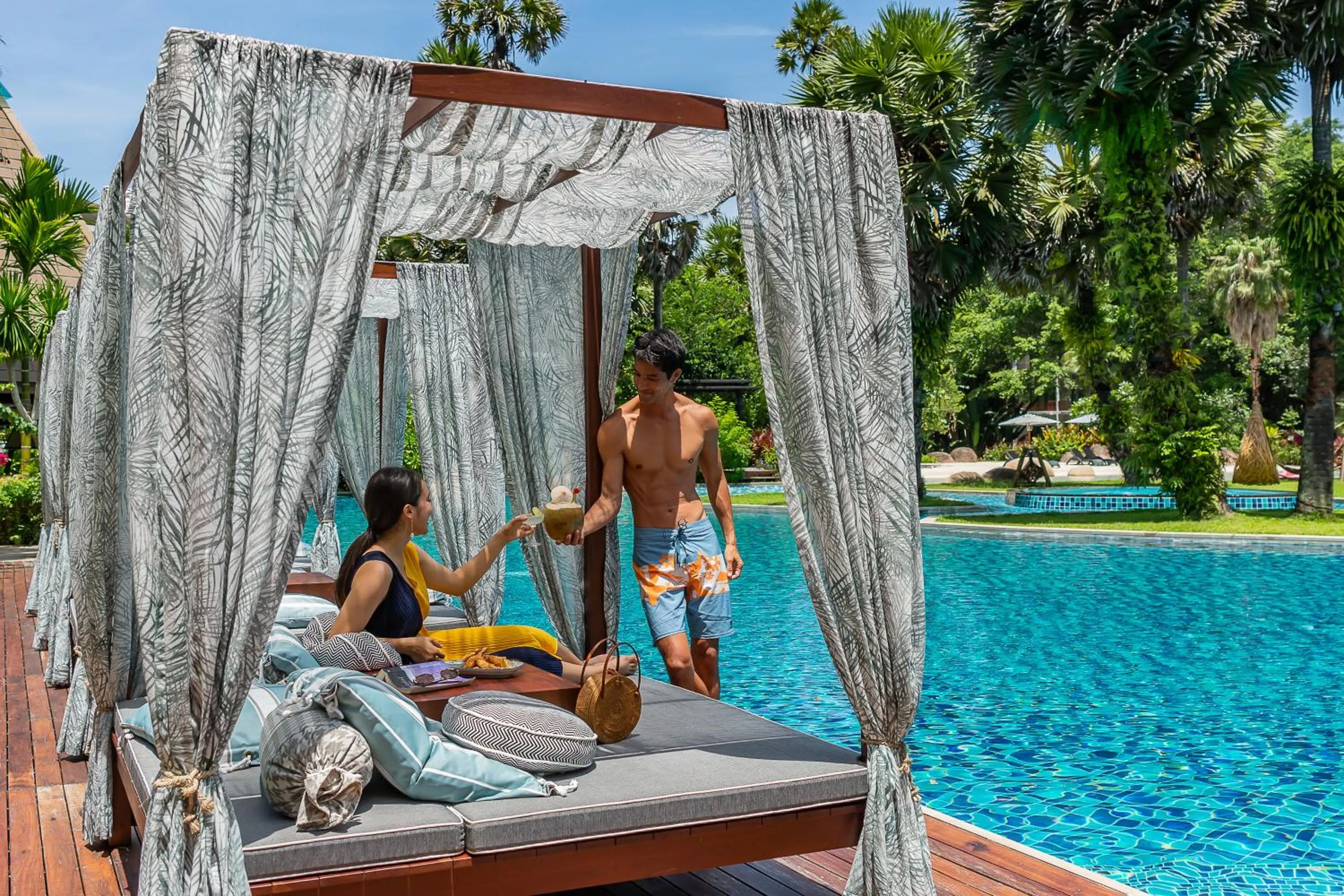 Naithonburi Beach Resort - SHA Extra Plus