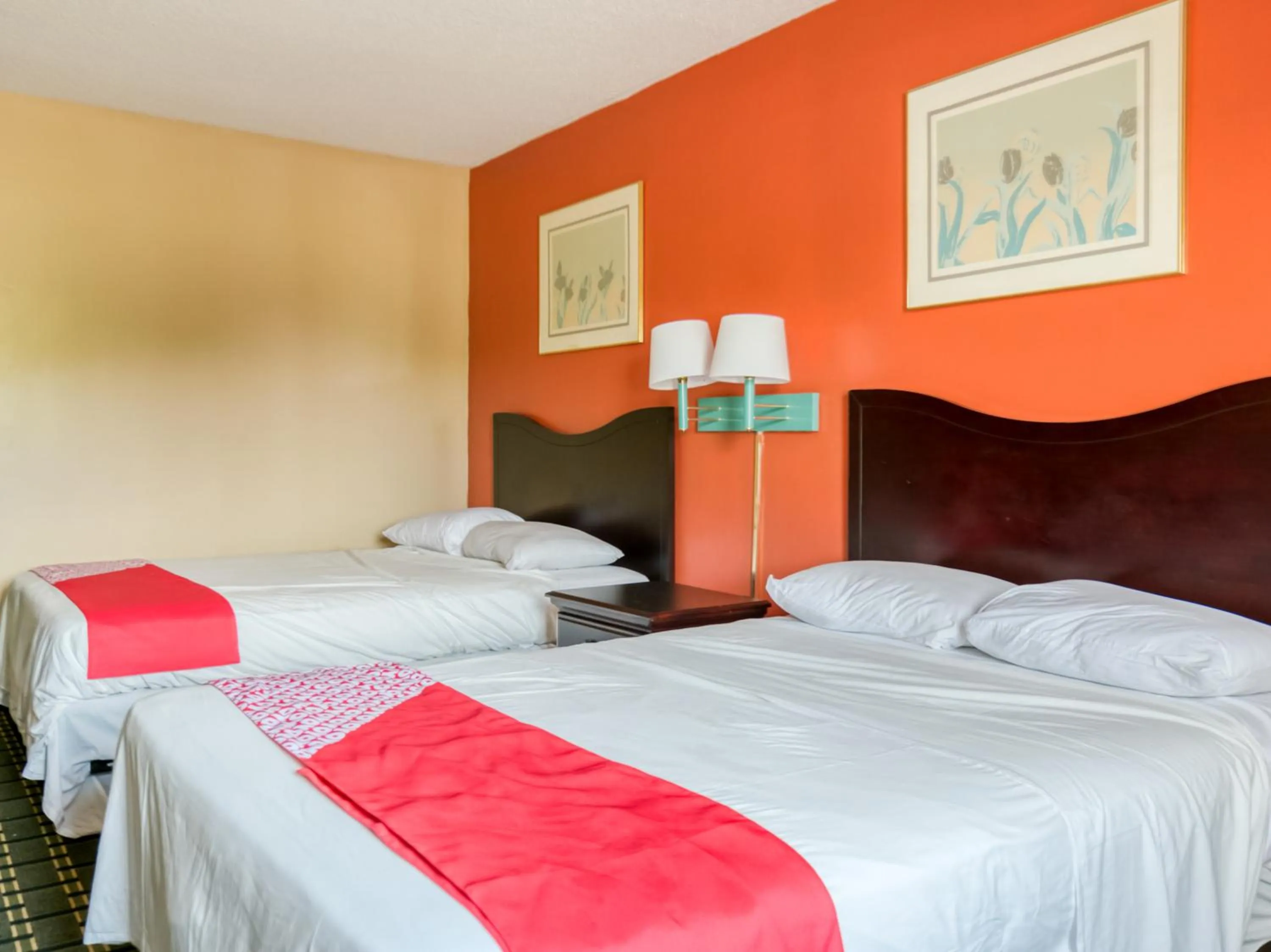 Bedroom in Raceway Inn Darlington By OYO