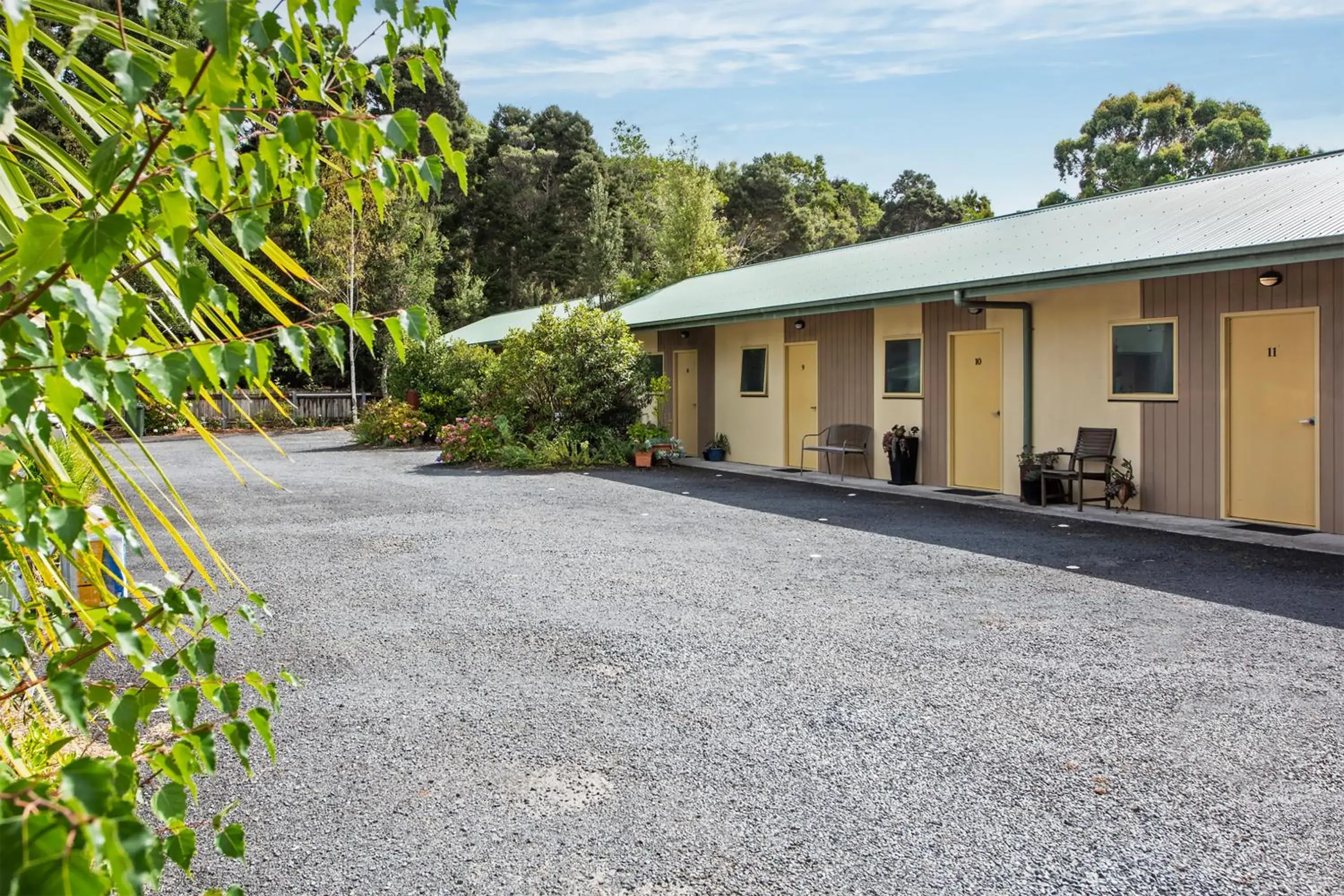 Property building in Motel Strahan Property building in Motel Strahan