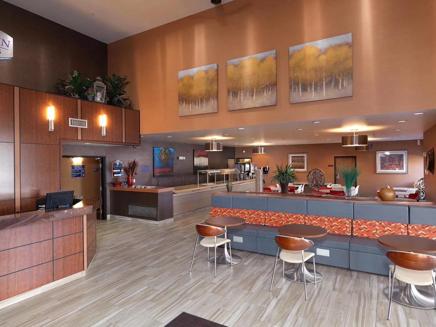 Lobby or reception in Crystal Inn Hotel & Suites - Midvalley