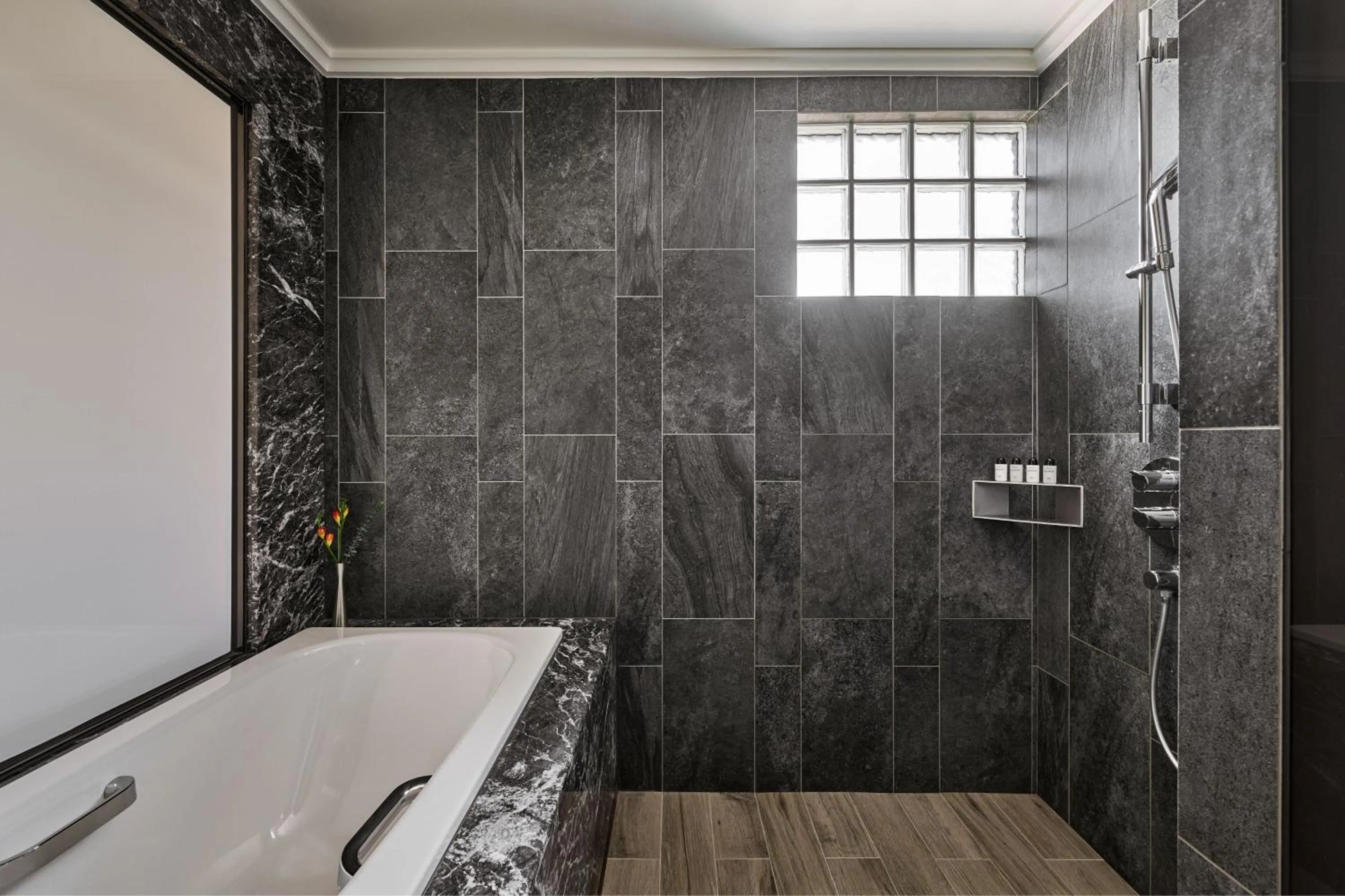 Bathroom in Suz & Catorze Taipei, a Tribute Portfolio Hotel