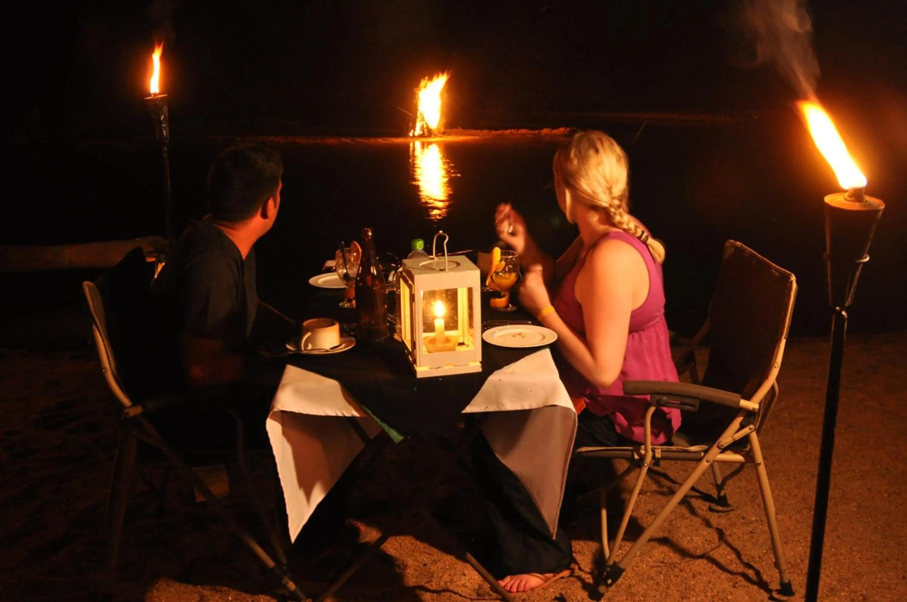 Food and drinks in Mahoora - Yala by Eco Team