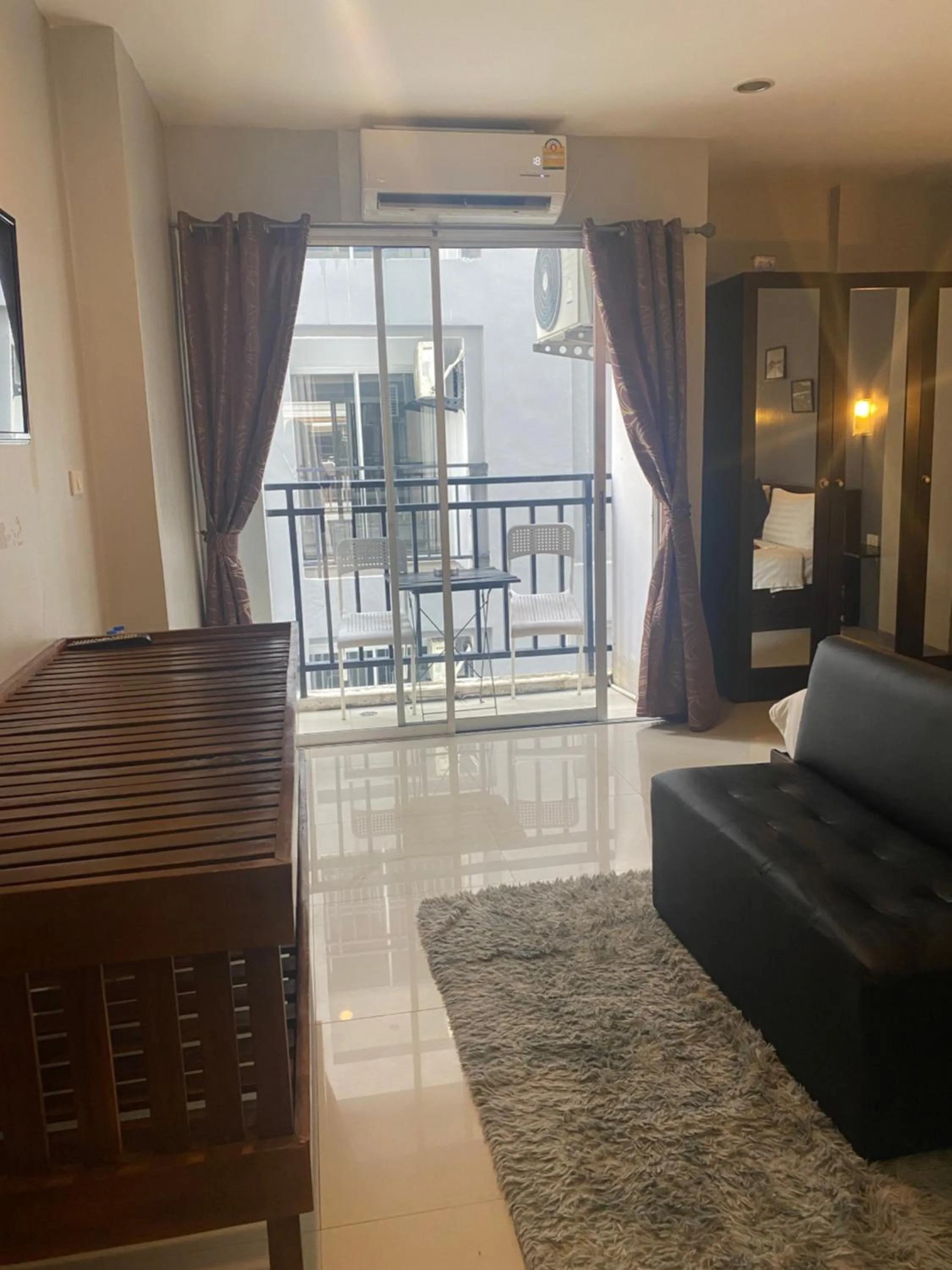 Restaurant/places to eat in Holiday Home Patong