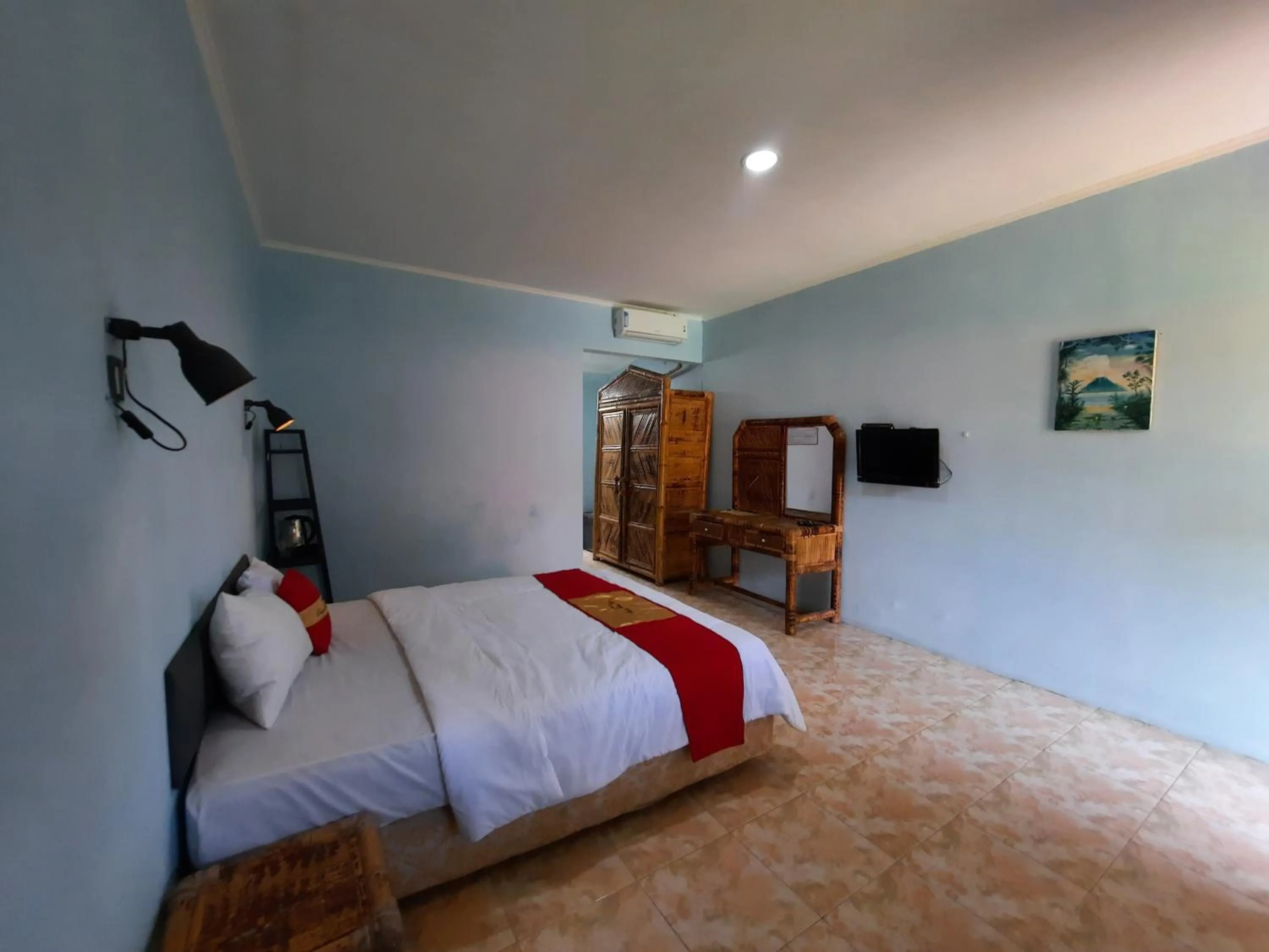 Bedroom, Bed in HOTEL BESAR BULAN BARU - Senggigi