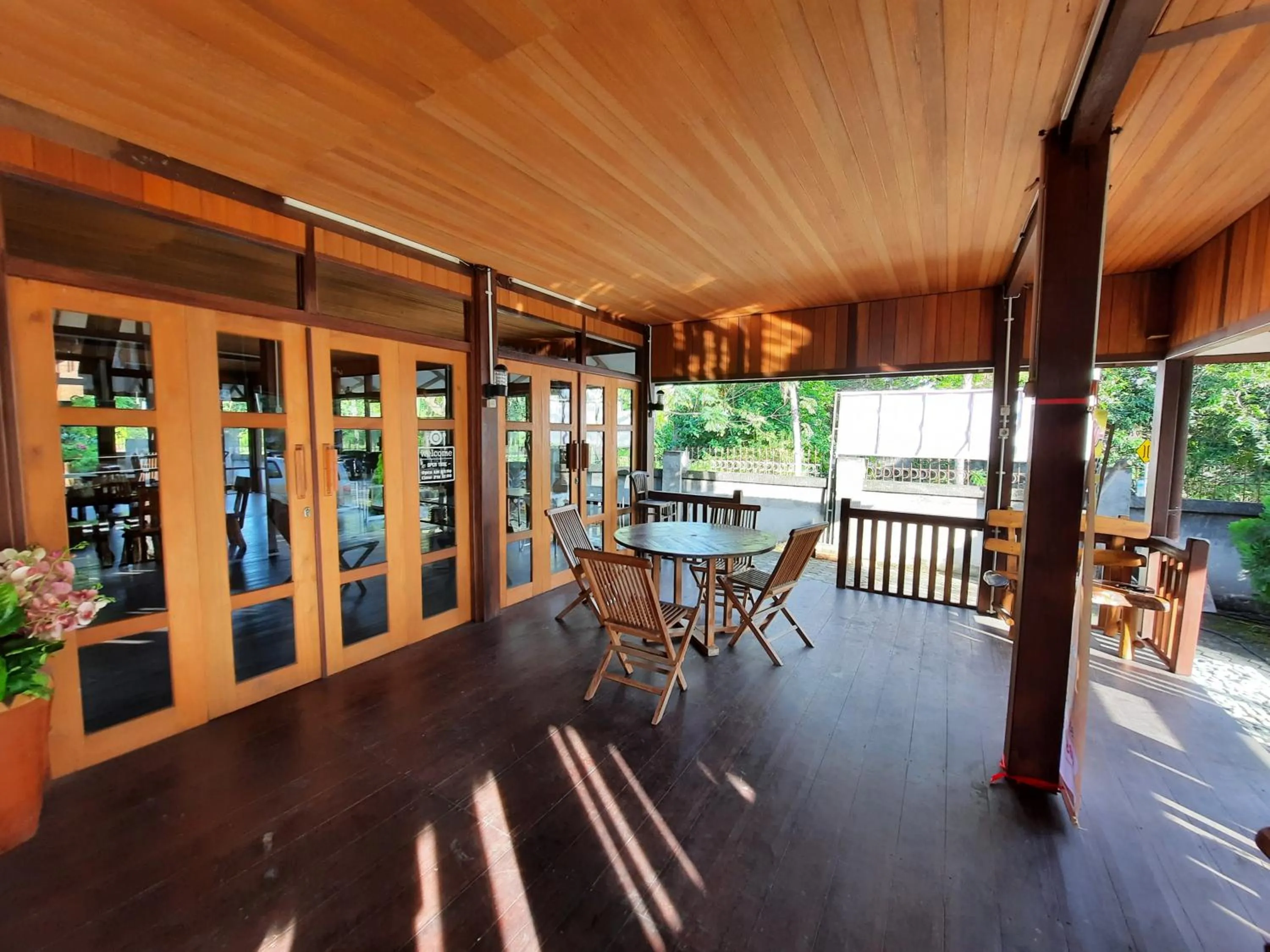 Property building in HOTEL BESAR BULAN BARU - Senggigi