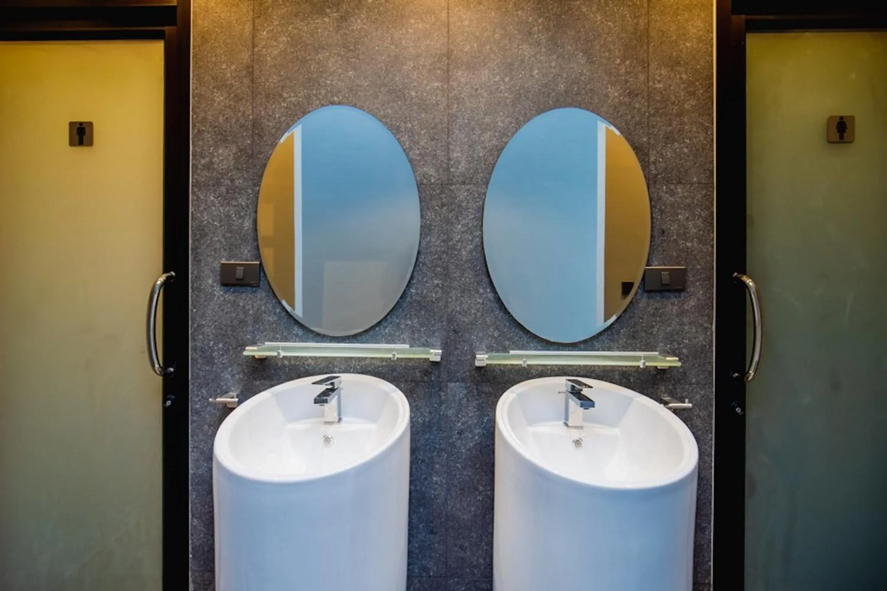 Bathroom in The Woods Natural Park Resort Phuket Bathroom in The Woods Natural Park Resort Phuket