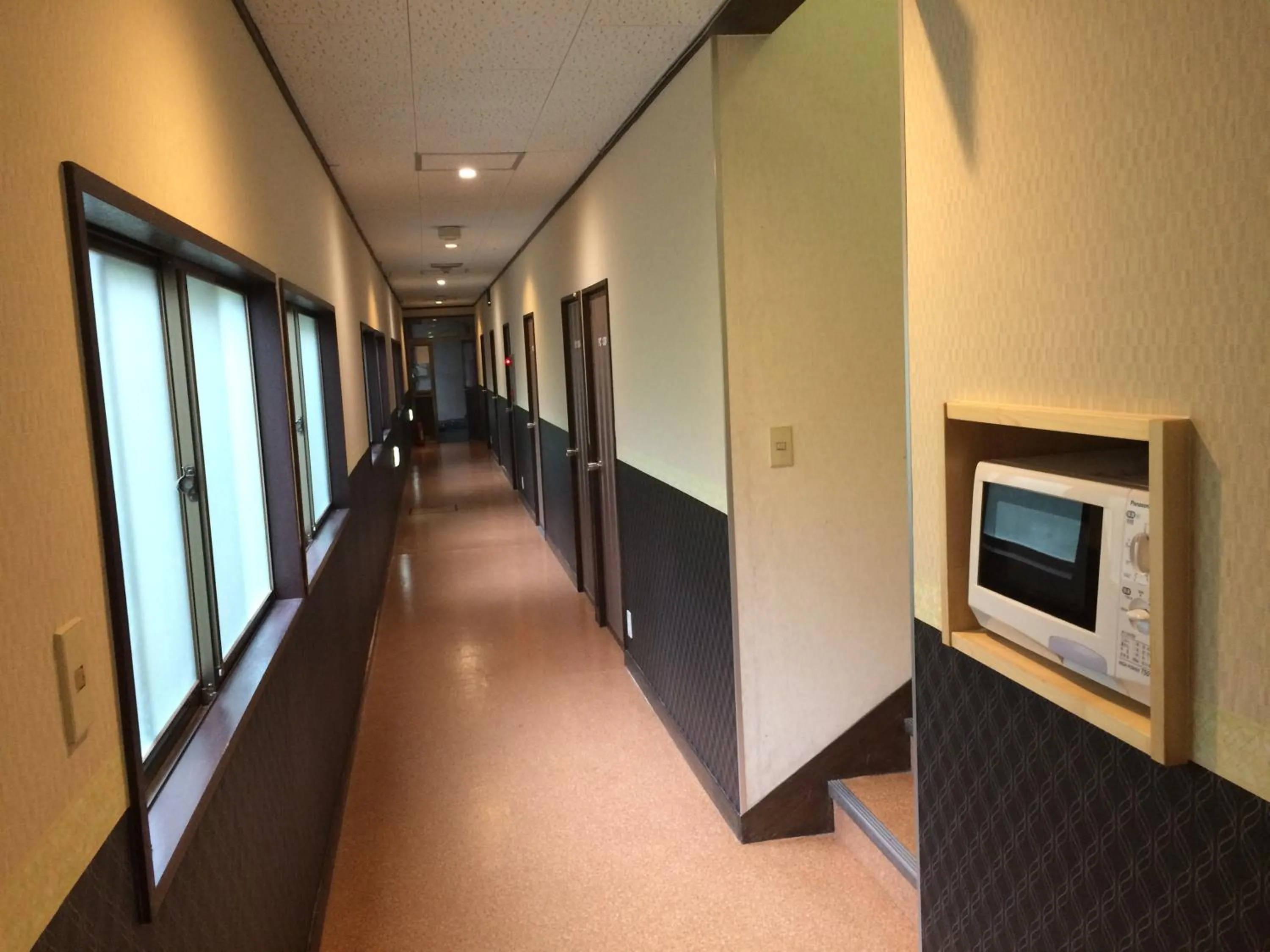 Communal kitchen in Hotel Famitic Myojin