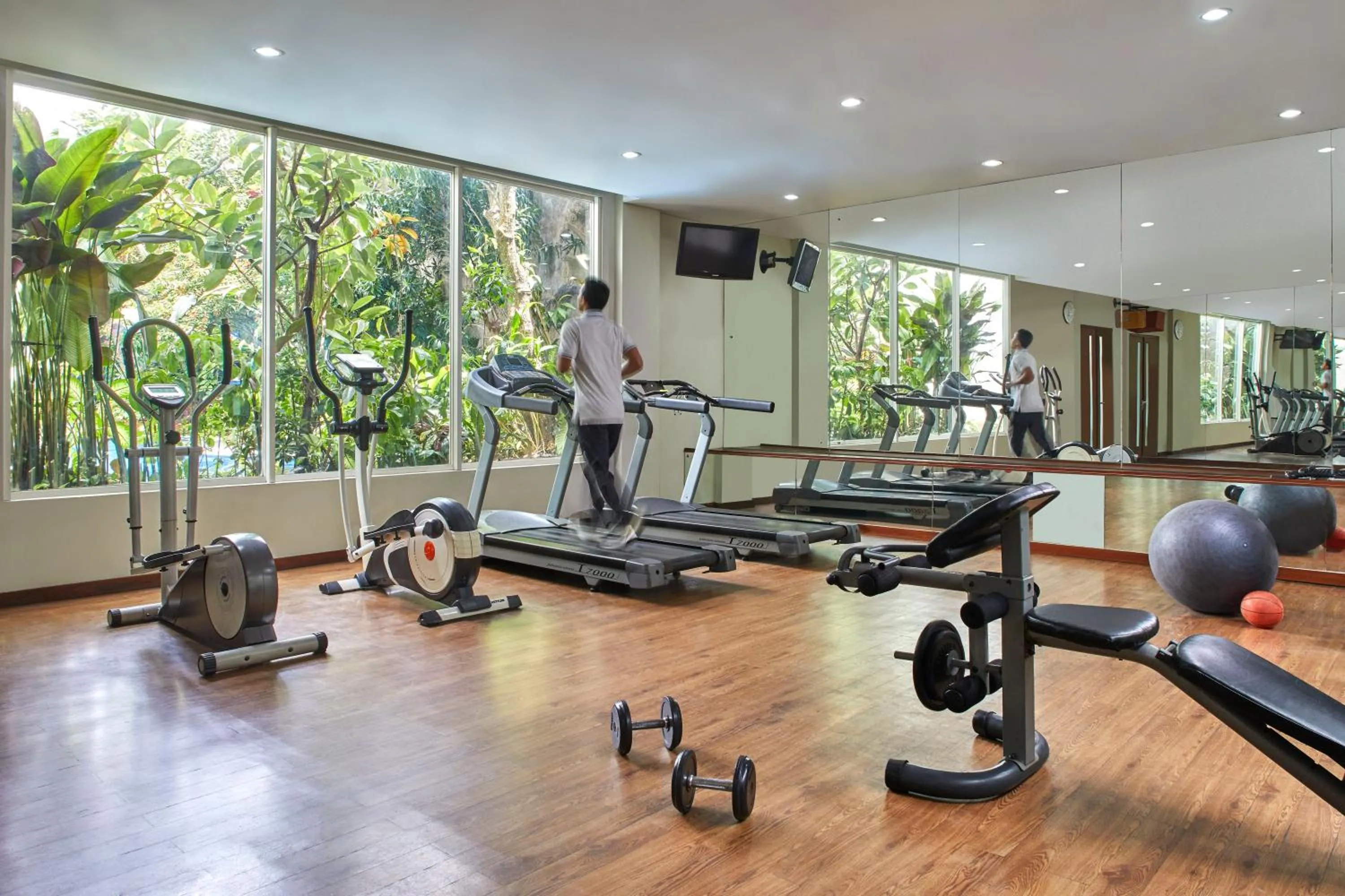 Fitness centre/facilities in Jambuluwuk Malioboro Hotel Yogyakarta